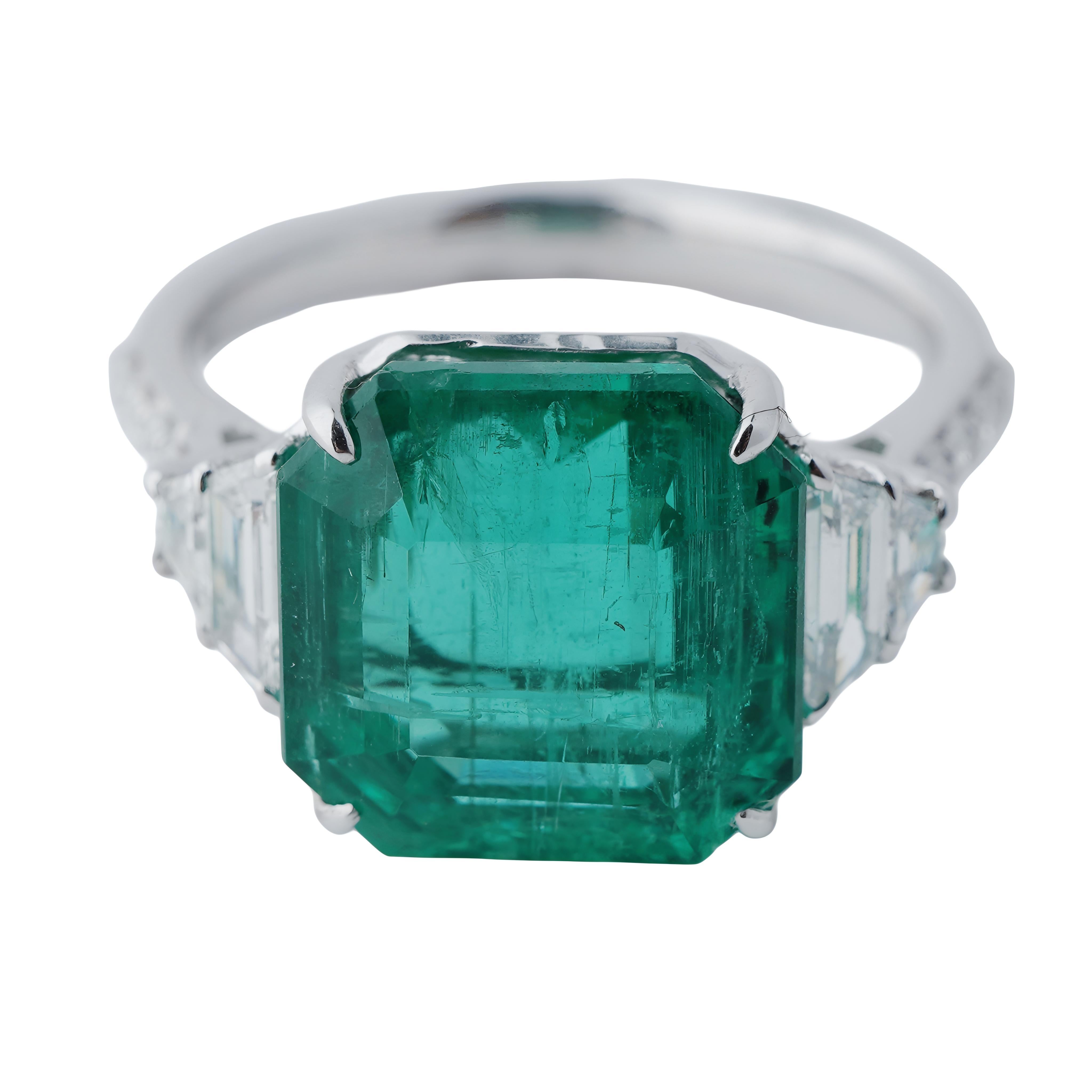 Natural Zambian high quality diamond ring in 18k gold Damen im Angebot