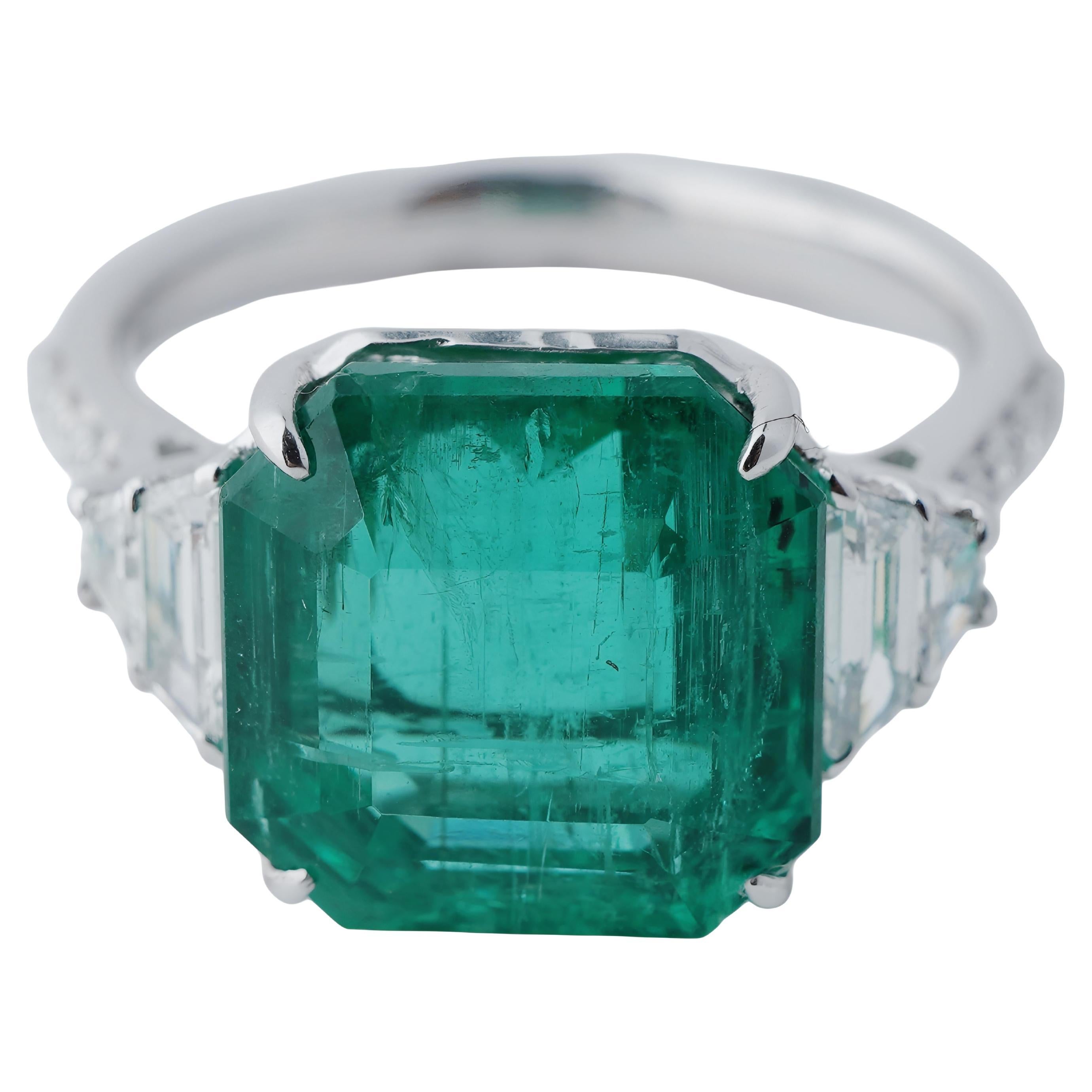 Natural Zambian high quality diamond ring in 18k gold
