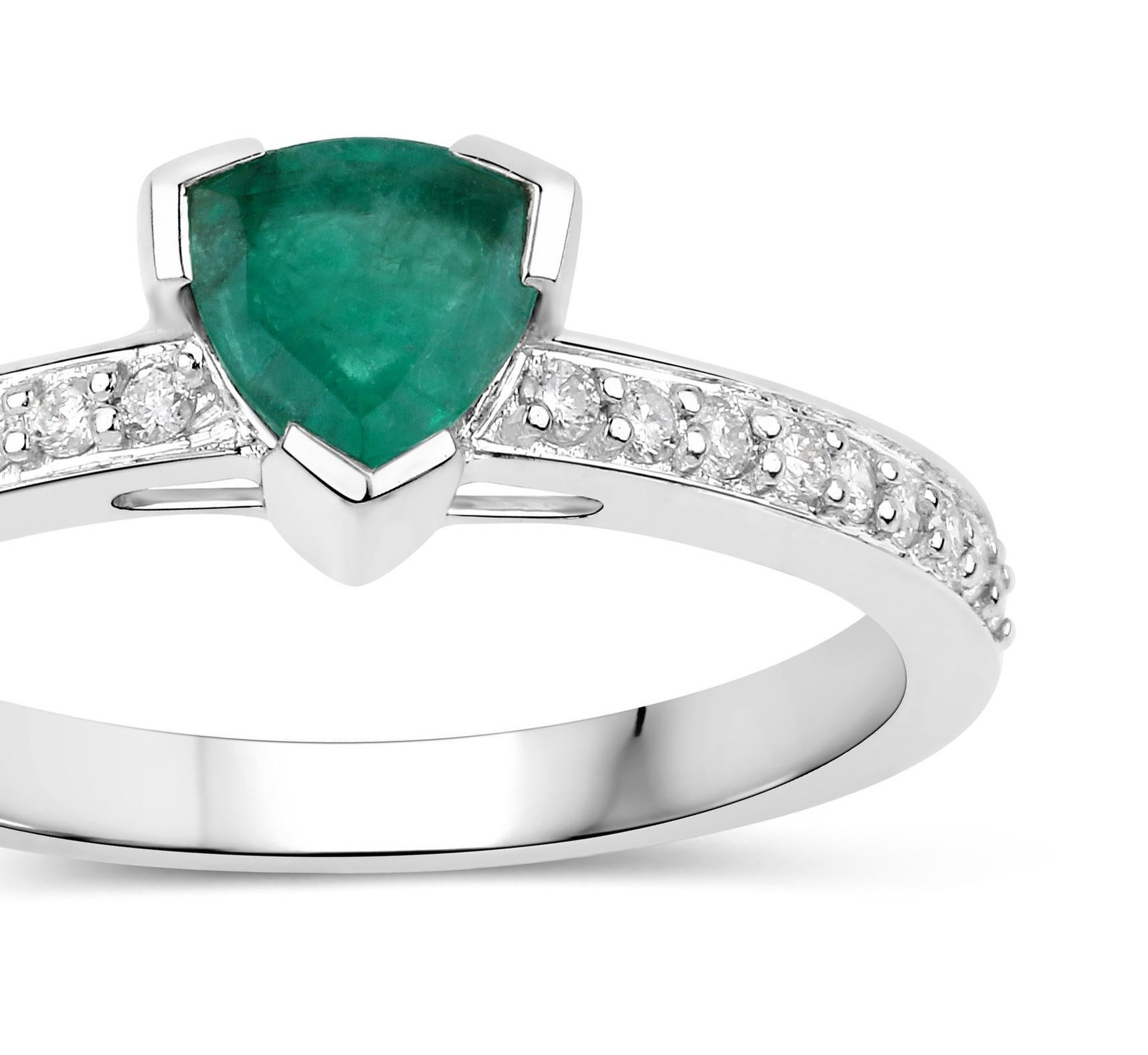 Contemporary Natural Zambian Trillion Cut Emerald Ring Diamond Setting 14K White Gold For Sale