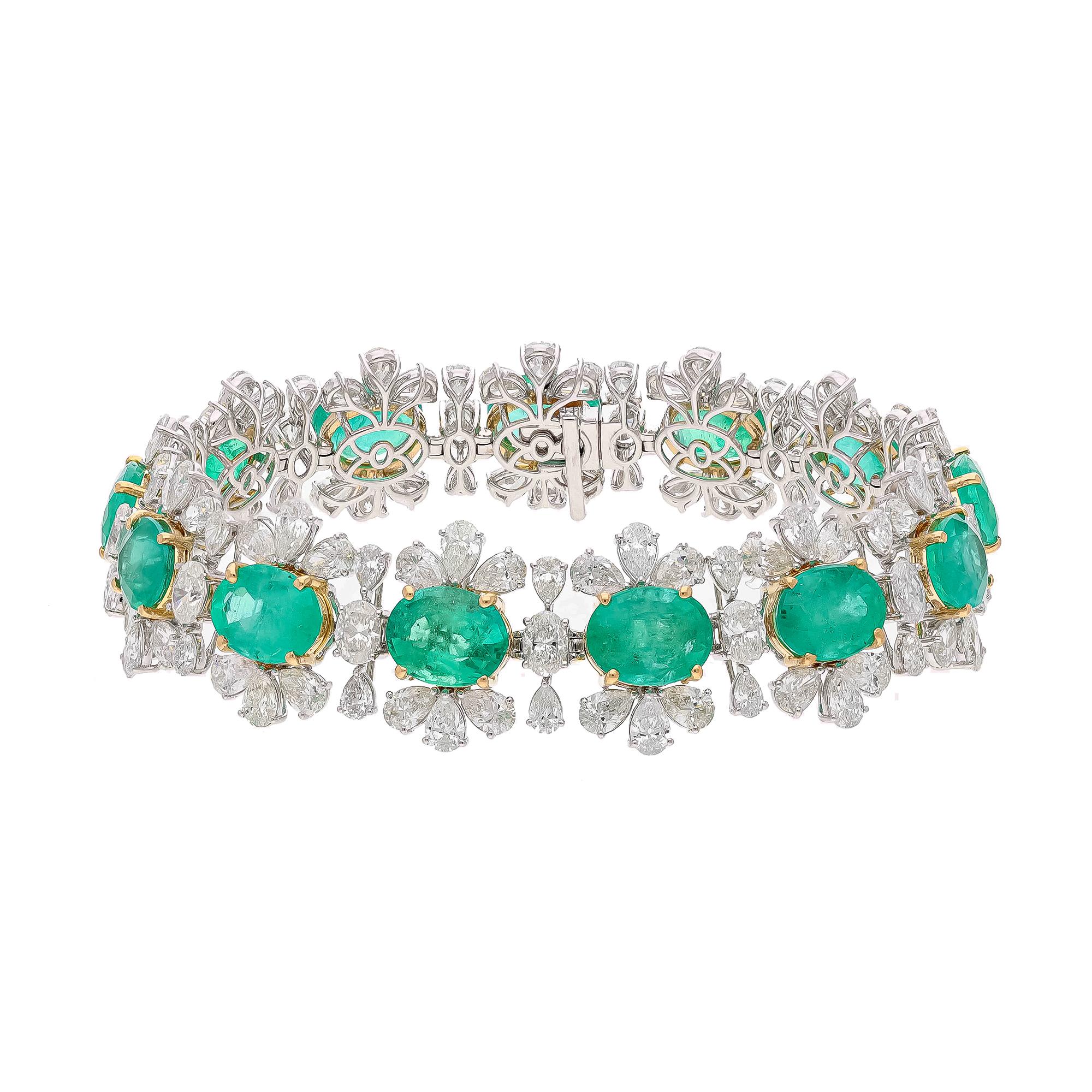 Natural Zambian Emerald Bracelet with Diamond and 18k Gold In New Condition For Sale In jaipur, IN