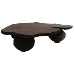 Table naturaliste sur mesure en bois de ronce de Karri et base en bois ancien