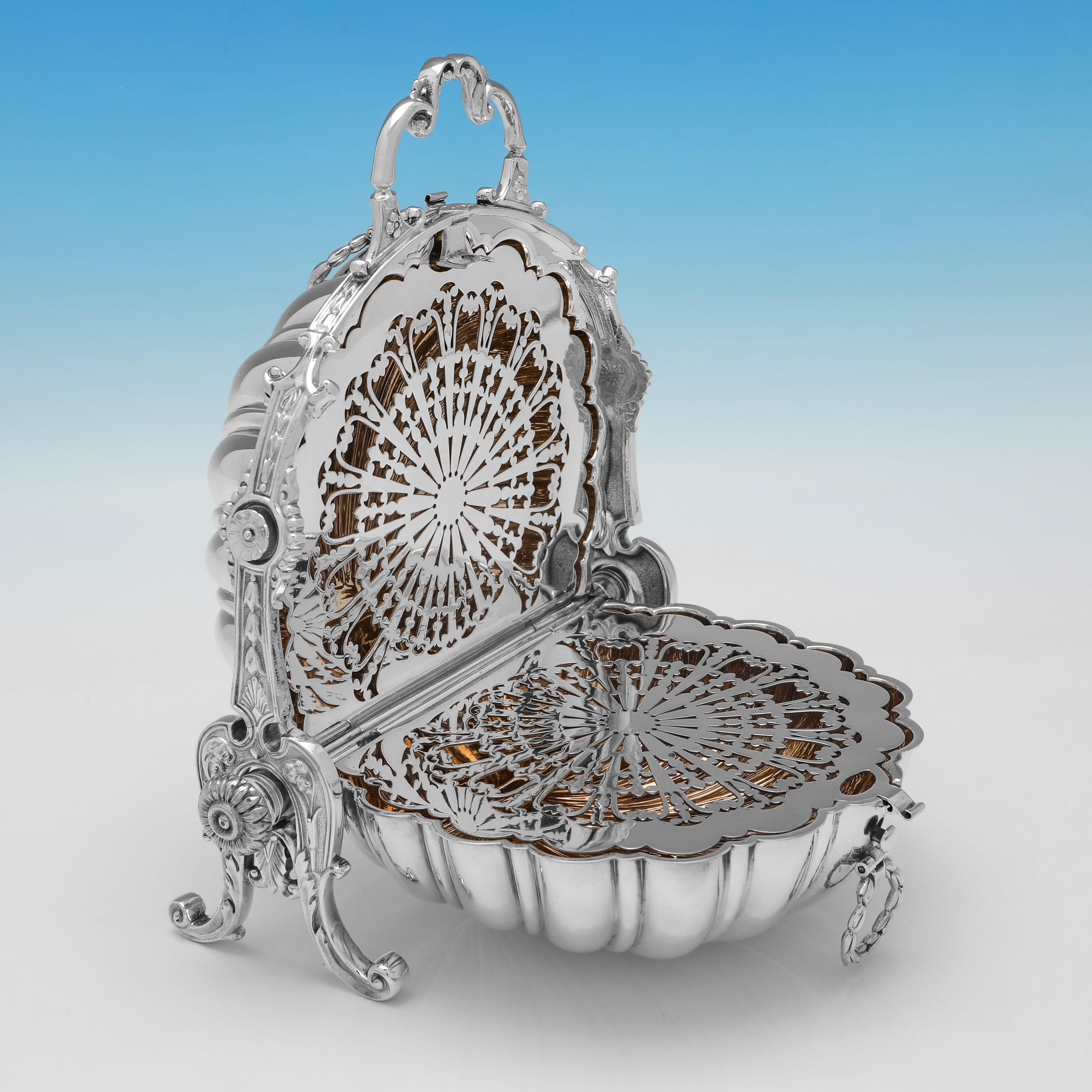 English Naturalistic Victorian silver plated folding biscuit box made circa 1890 For Sale