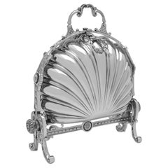 Caja de galletas plegable naturalista victoriana bañada en plata, fabricada hacia 1890