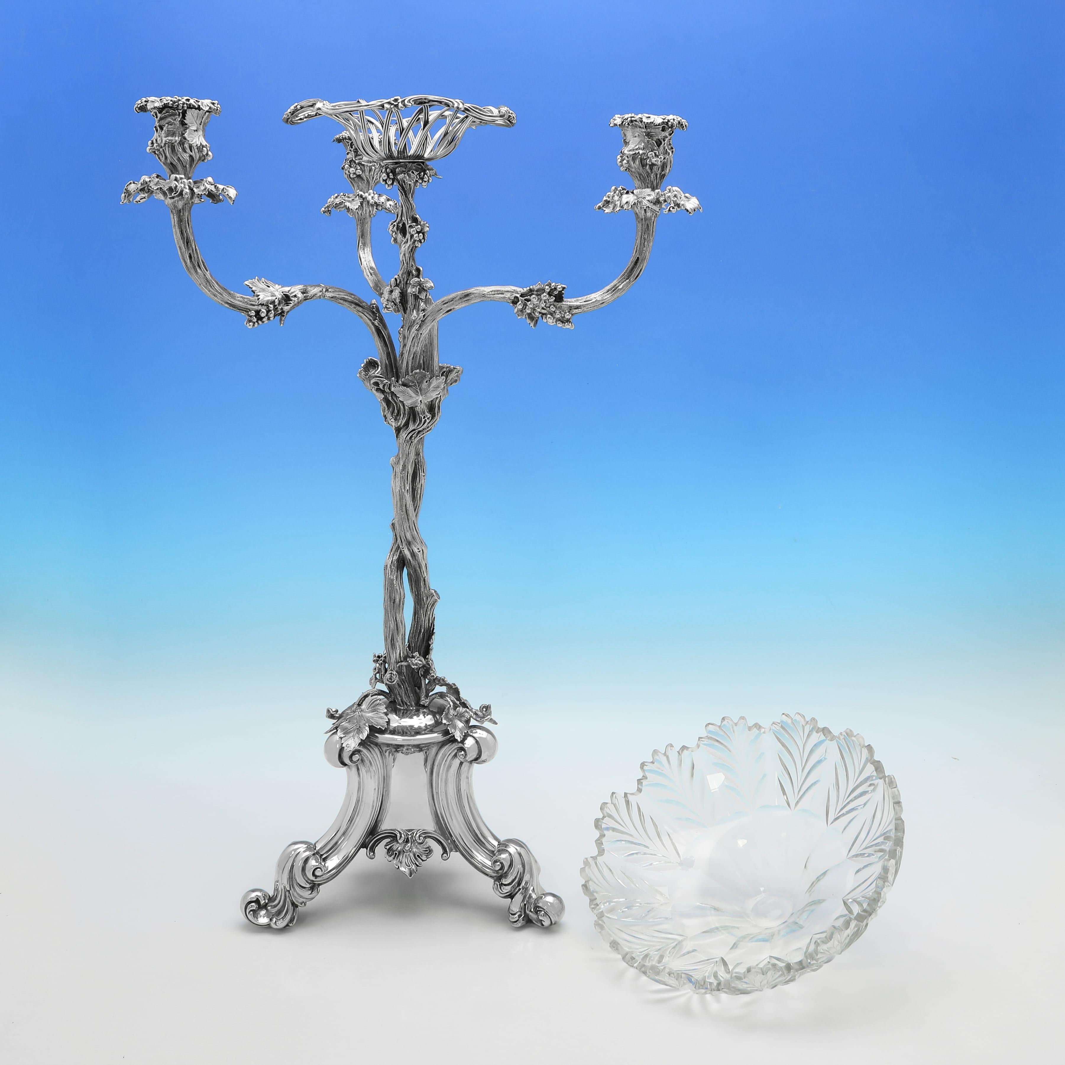 Naturalistischer viktorianischer Tafelaufsatz oder Epergne aus Sterlingsilber aus Sterlingsilber, Birmingham 1856 (Viktorianisch) im Angebot