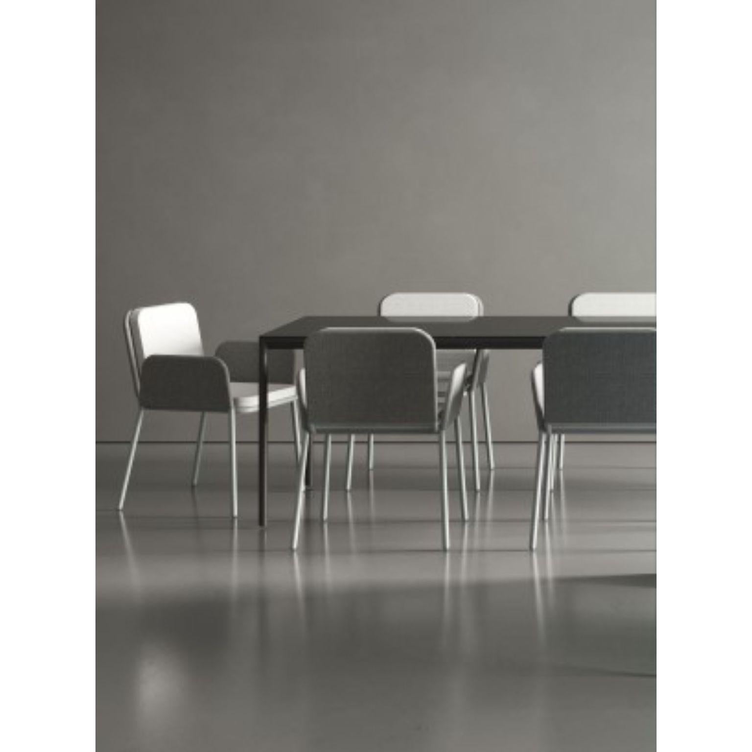 Schwarzer Nature-Sessel von MOWEE (Postmoderne) im Angebot