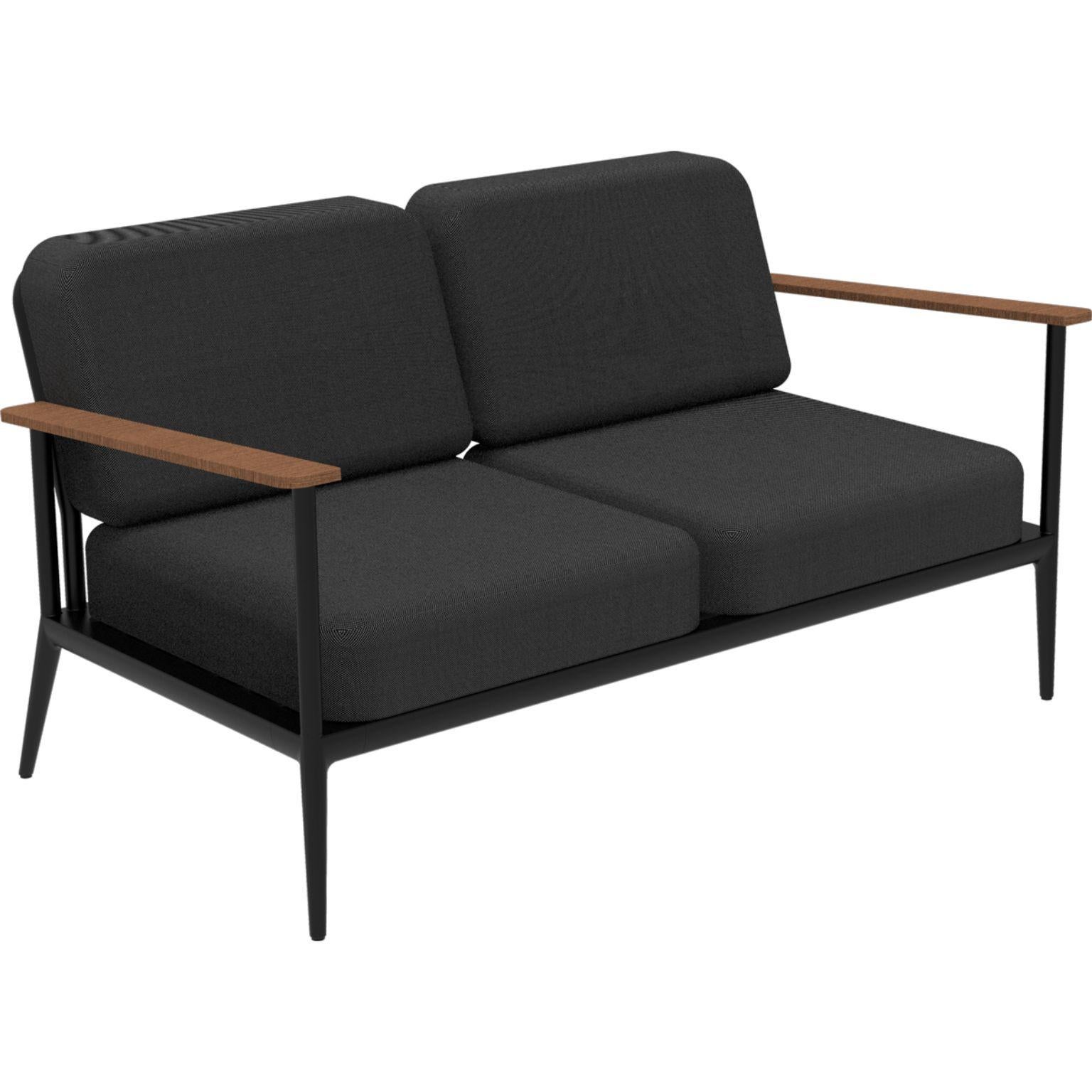 Nature black sofa by MOWEE
Dimensions: D85 x W151 x H81 cm (seat height 42 cm).
Material: Aluminum, upholstery and Iroko Wood.
Weight: 32 kg.
Also available in different colors and finishes.

An unmistakable collection for its beauty and