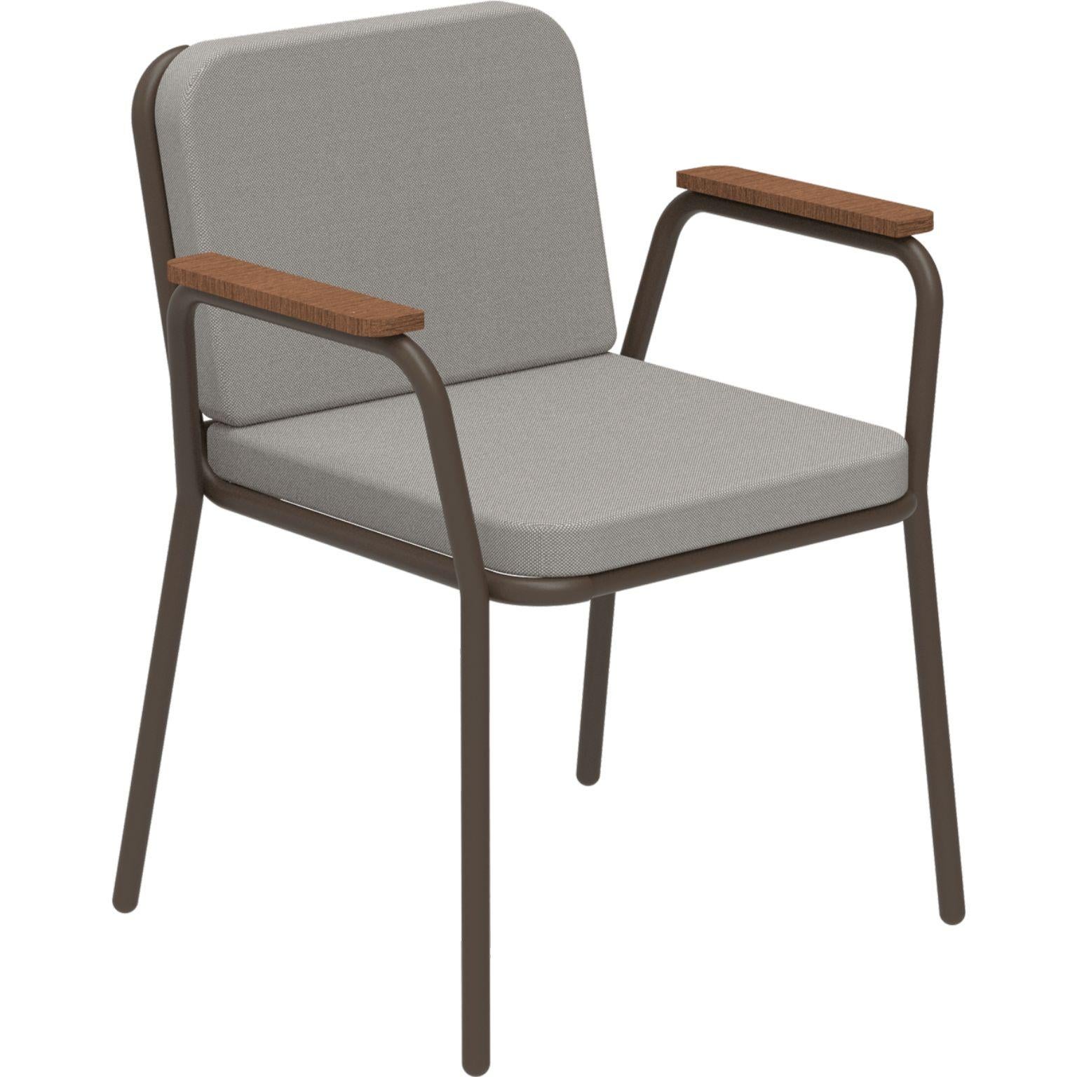Nature Bronze Armchair by MOWEE
Dimensions: D60 x W67 x H83 cm (seat height 42 cm).
Material: Aluminum, upholstery and Iroko Wood.
Weight: 5 kg.
Also available in different colors and finishes. Please contact us.

An unmistakable collection for its