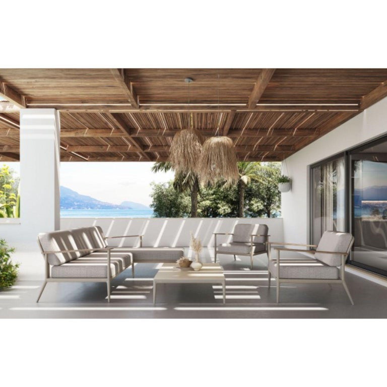 Chaise longue droite bordeaux de la nature par MOWEE En vente sur 1stDibs