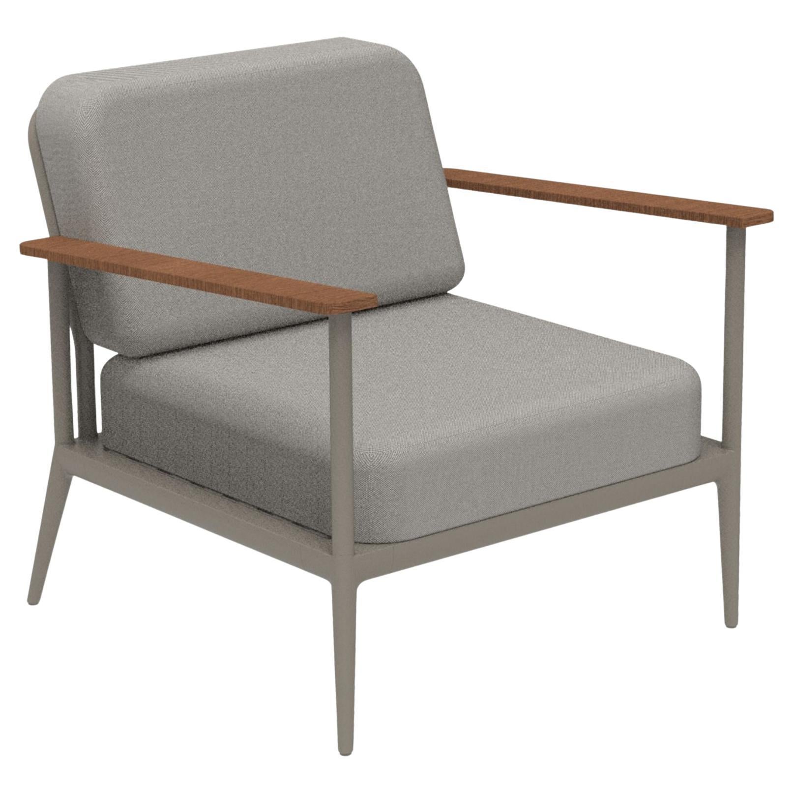 Nature Cremefarbener Longue-Stuhl von MOWEE im Angebot