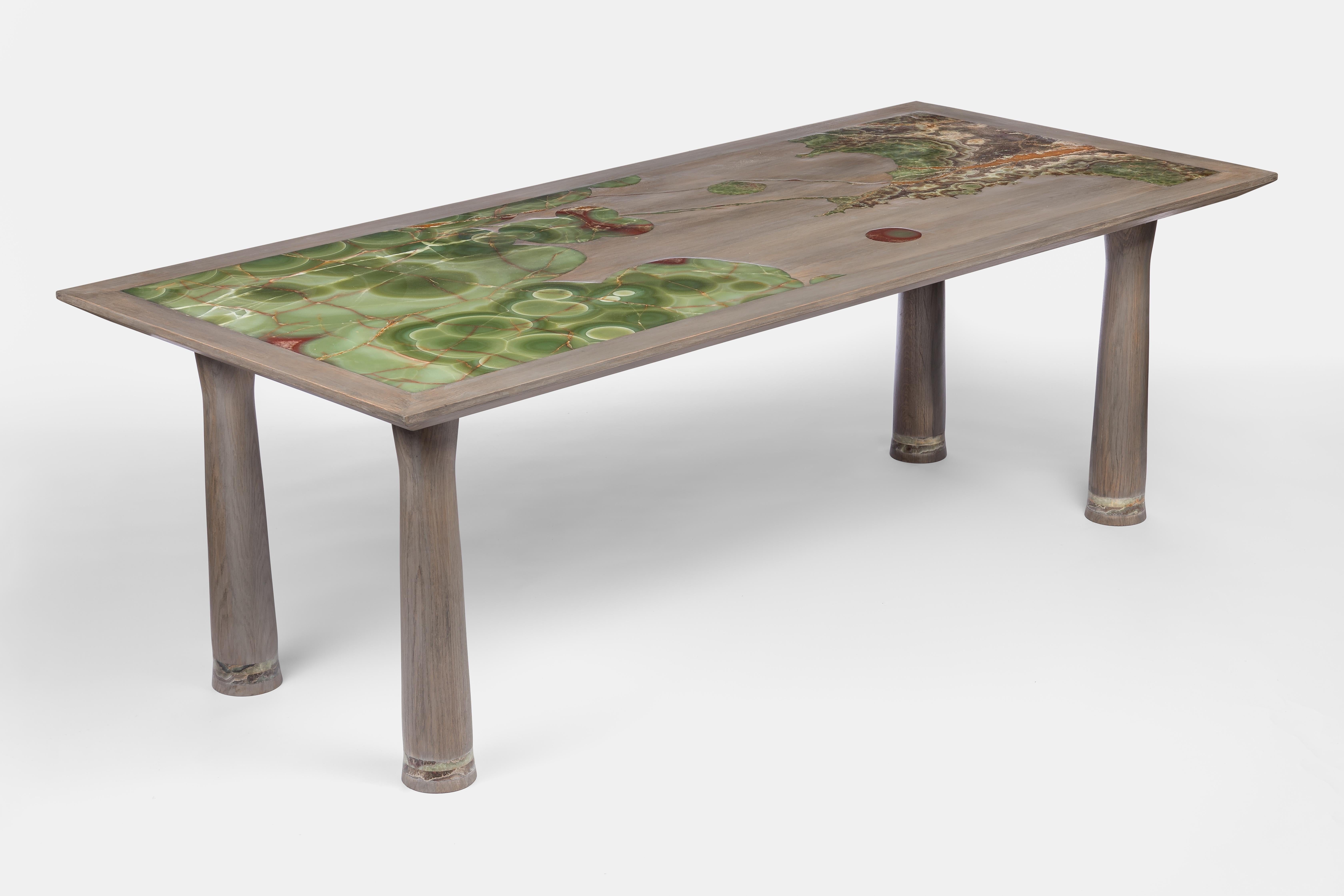Nature dining table sculpted by Francesco Perini
Materials: Oak, onyx
Dimensions: H 75 x W 226 x D 99 cm

Following a creative path that grew out of the founding of a company, I Vassalletti, known the world over for its extraordinary creations,