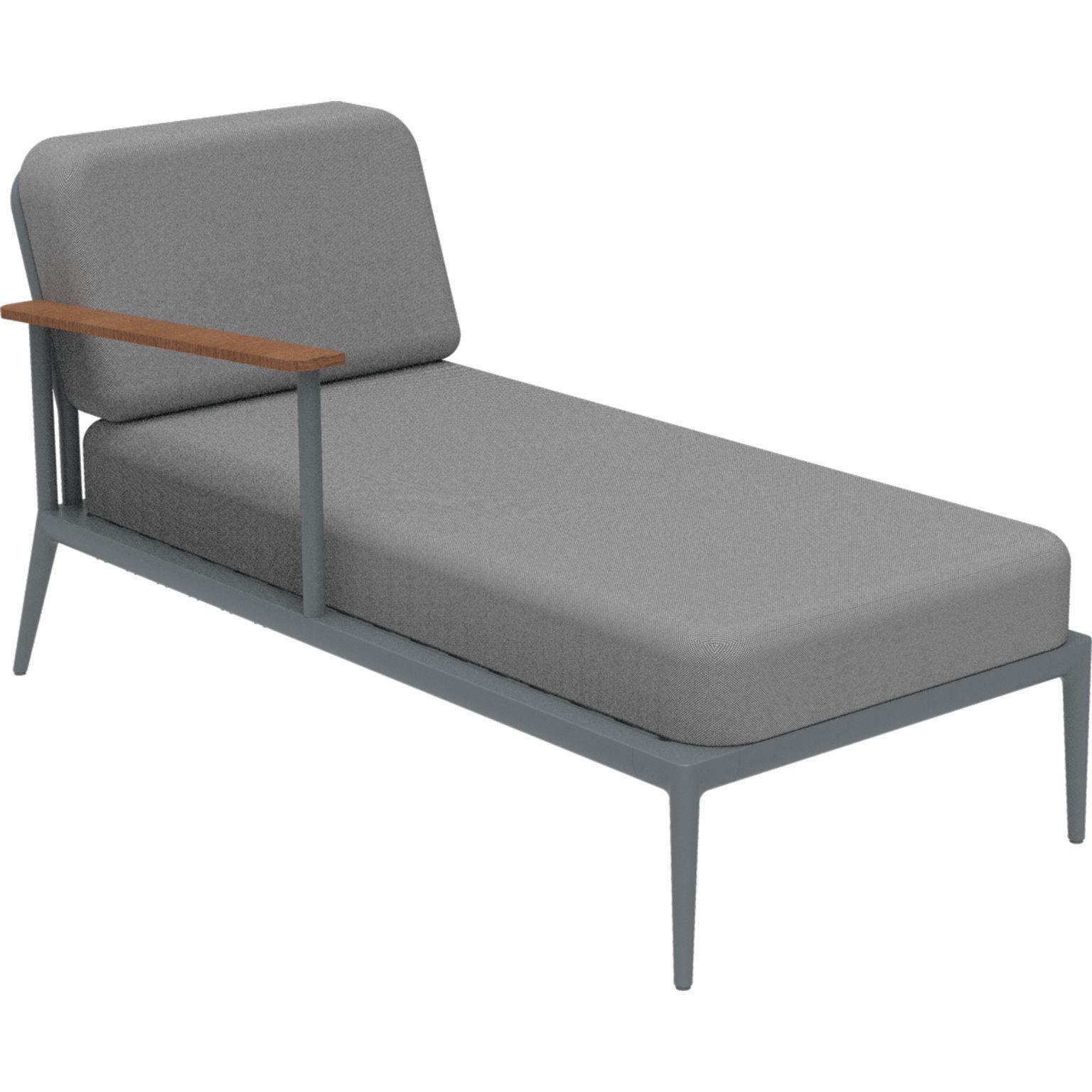 Nature Grey Right Chaise longue by MOWEE
Dimensions: D155 x W76 x H81 cm (seat height 42 cm).
Material: Aluminum, upholstery and Iroko Wood.
Weight: 28 kg.
Also available in different colors and finishes. 

An unmistakable collection for its