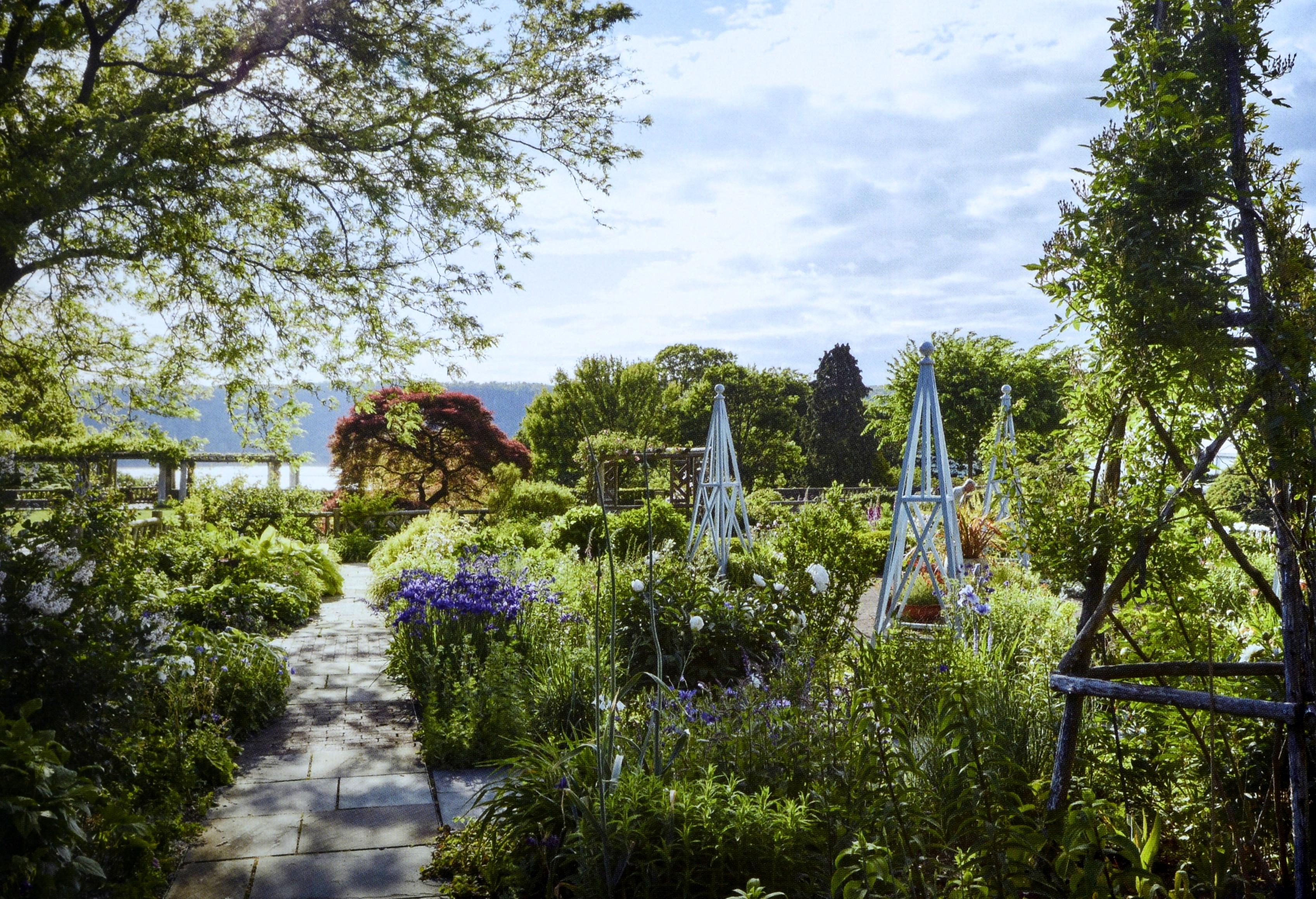 De la nature à l'art : Les jardins d'I Hill par Thomas Hill, 1ère éd. en vente 3