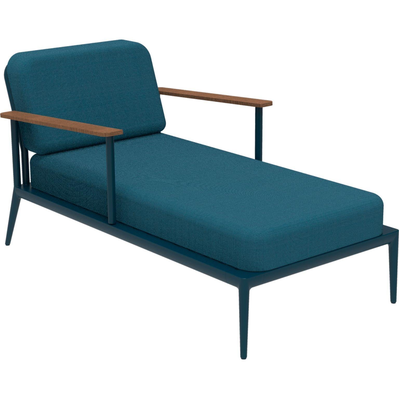 Nature Navy Divan by MOWEE
Dimensions: D155 x W83 x H81 cm (seat height 42 cm).
Material: Aluminum, upholstery and Iroko wood.
Weight: 30 kg.
Also available in different colors and finishes. Please contact us.

An unmistakable collection for