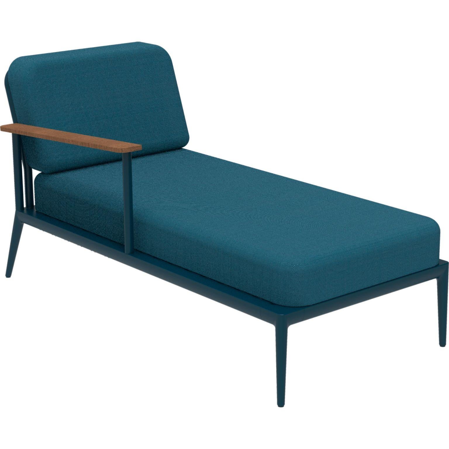 Nature Navy Right Chaise longue by MOWEE
Dimensions: D155 x W76 x H81 cm (seat height 42 cm).
Material: Aluminum, upholstery and Iroko Wood.
Weight: 28 kg.
Also available in different colors and finishes. 

An unmistakable collection for its