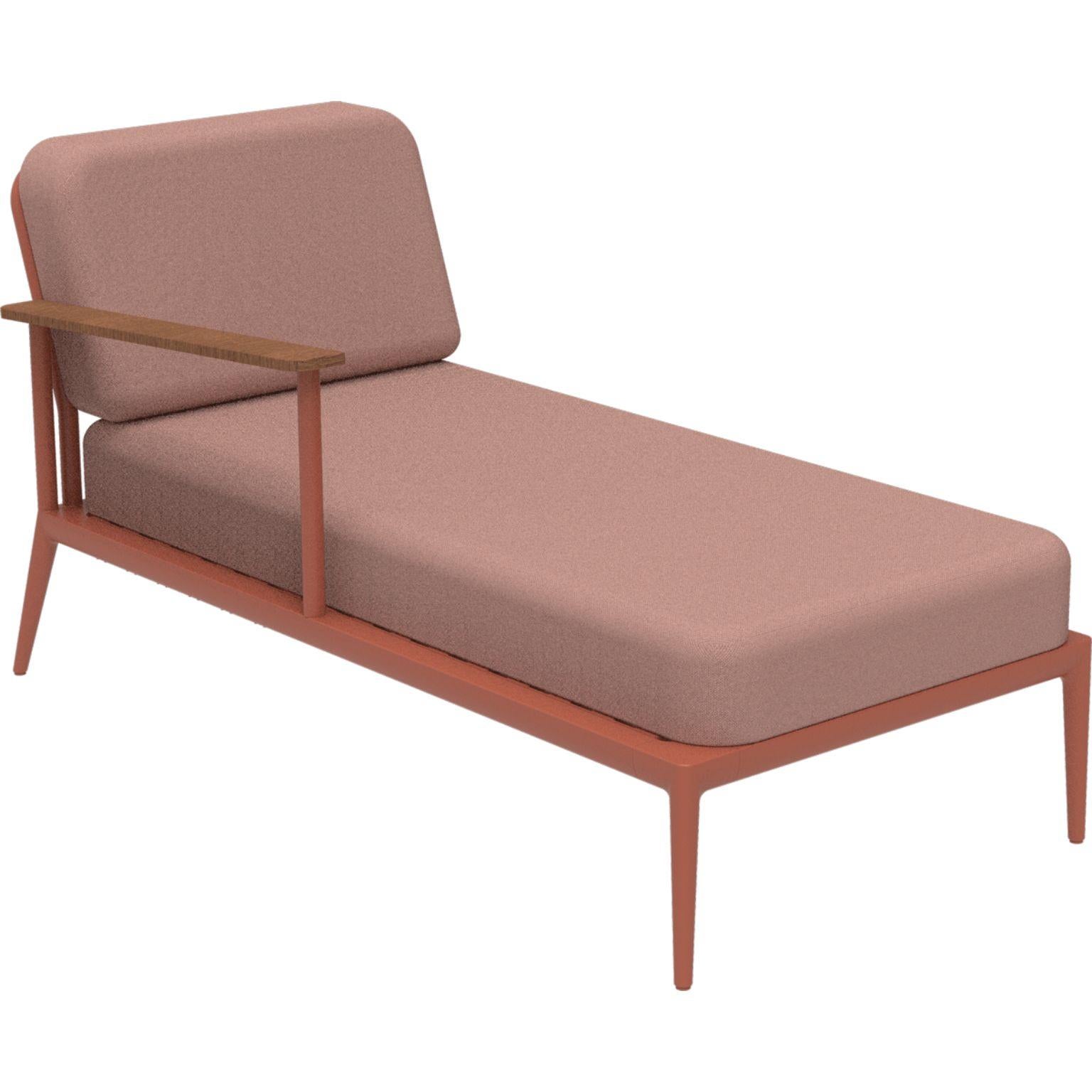 Nature Salmon Right Chaise longue by MOWEE
Dimensions: D155 x W76 x H81 cm (seat height 42 cm).
Material: Aluminum, upholstery and Iroko Wood.
Weight: 28 kg.
Also available in different colors and finishes. 

An unmistakable collection for its