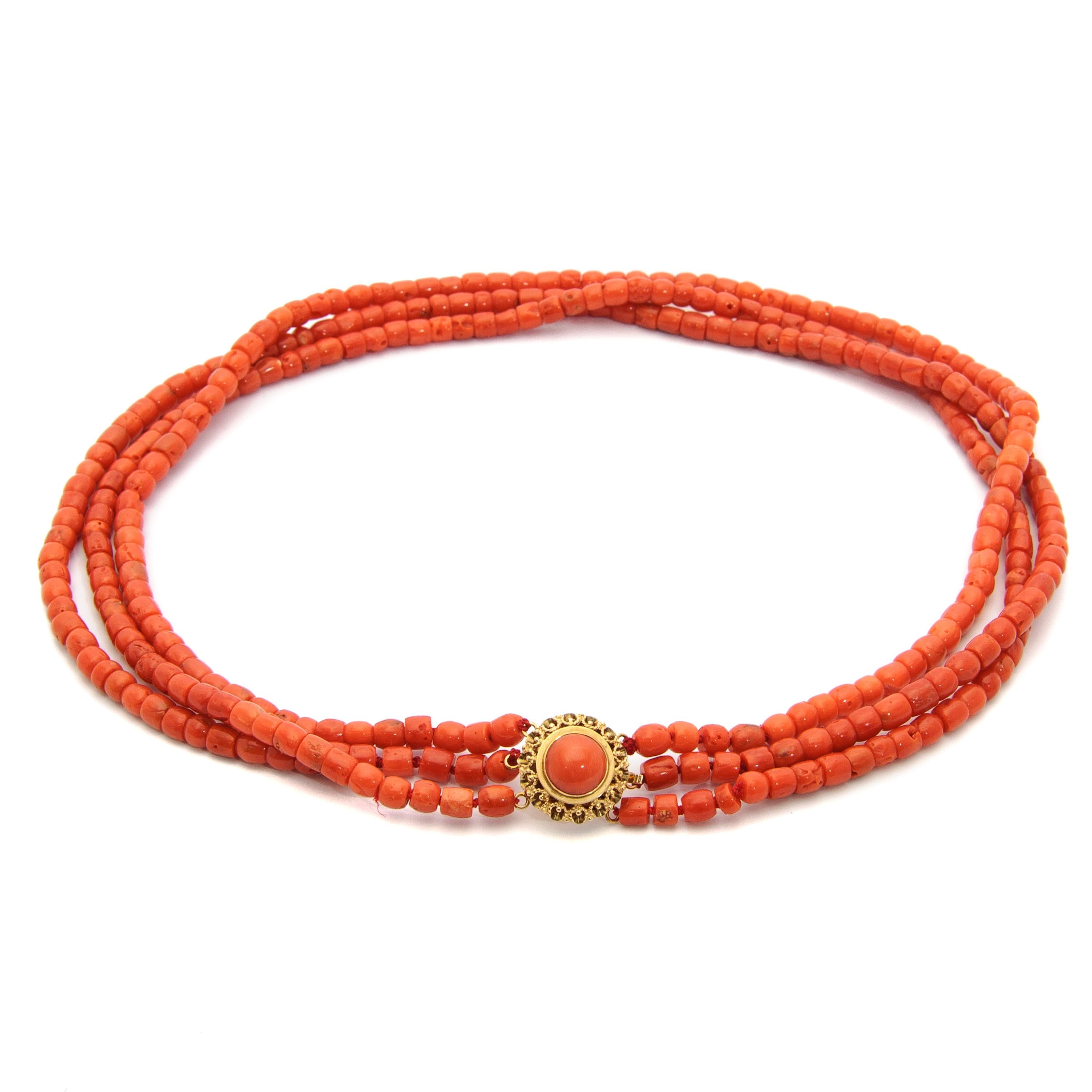 Natural Coral and 14K Gold Multi-Strand Beaded Necklace For Sale 6