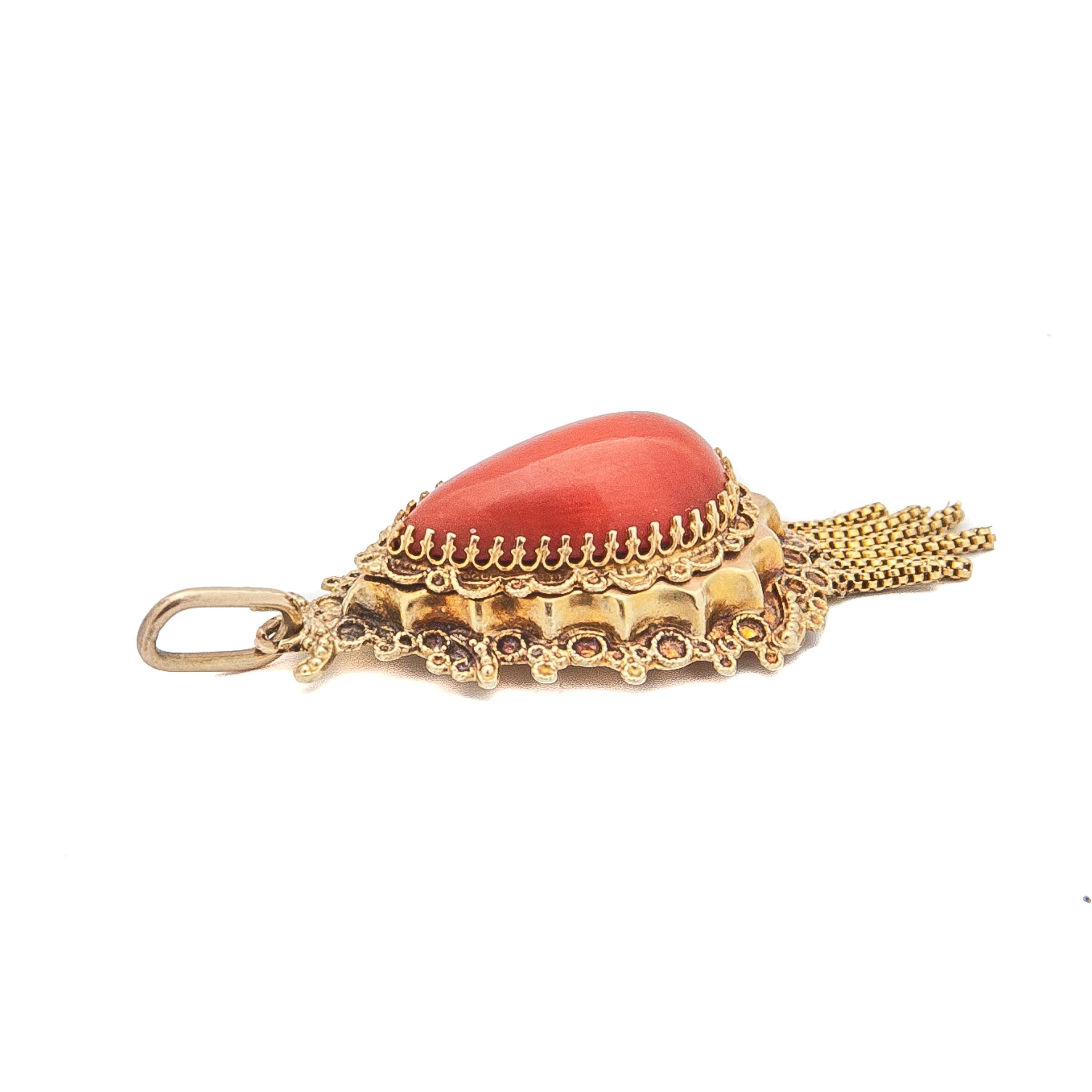 Vintage 14 Karat Gold Coral Cannetille Tassel Pendant 2