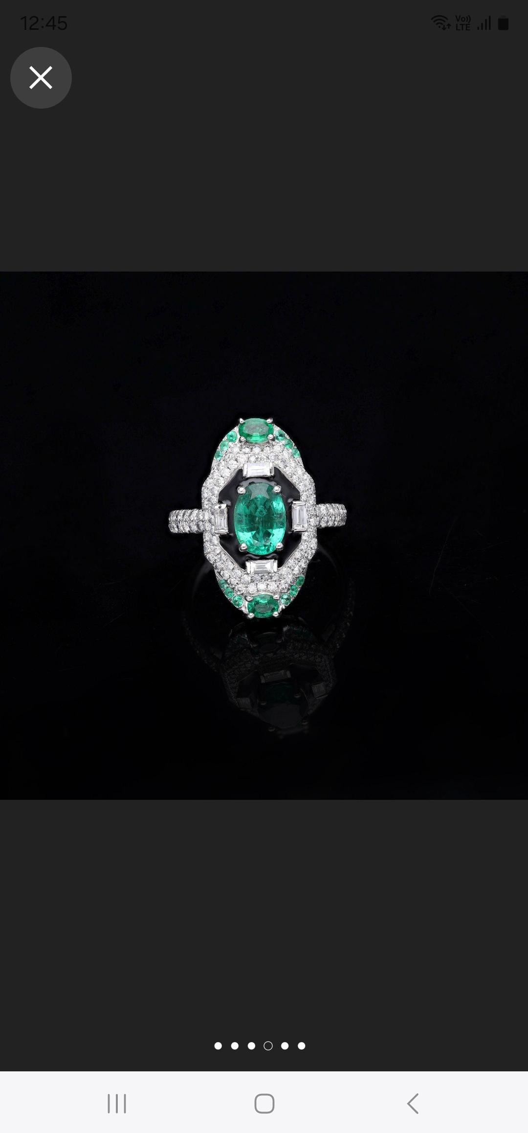 Natural emerald and diamond ring in 18k gold In New Condition In jaipur, IN