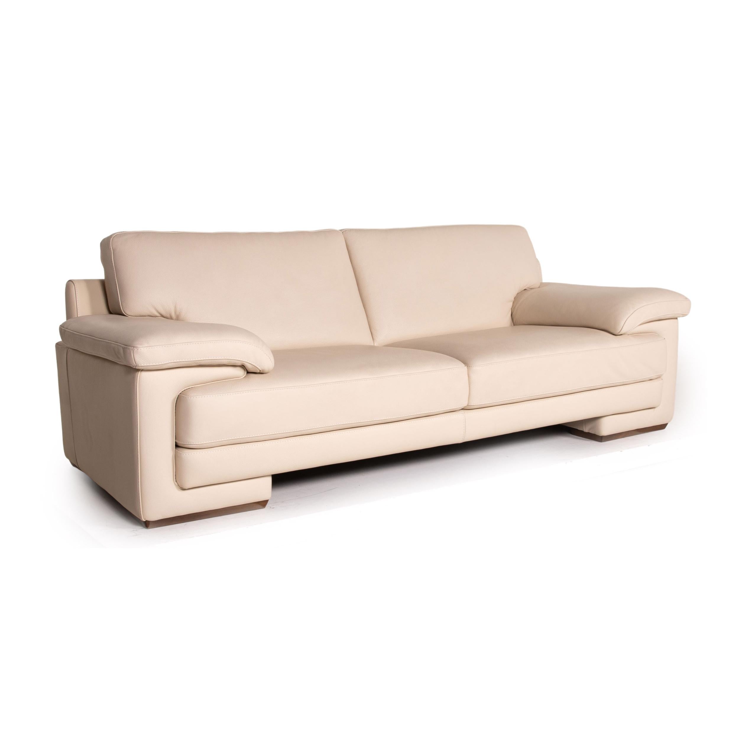 Modern Natuzzi 2198 Leather Sofa Cream Three-Seater Couch