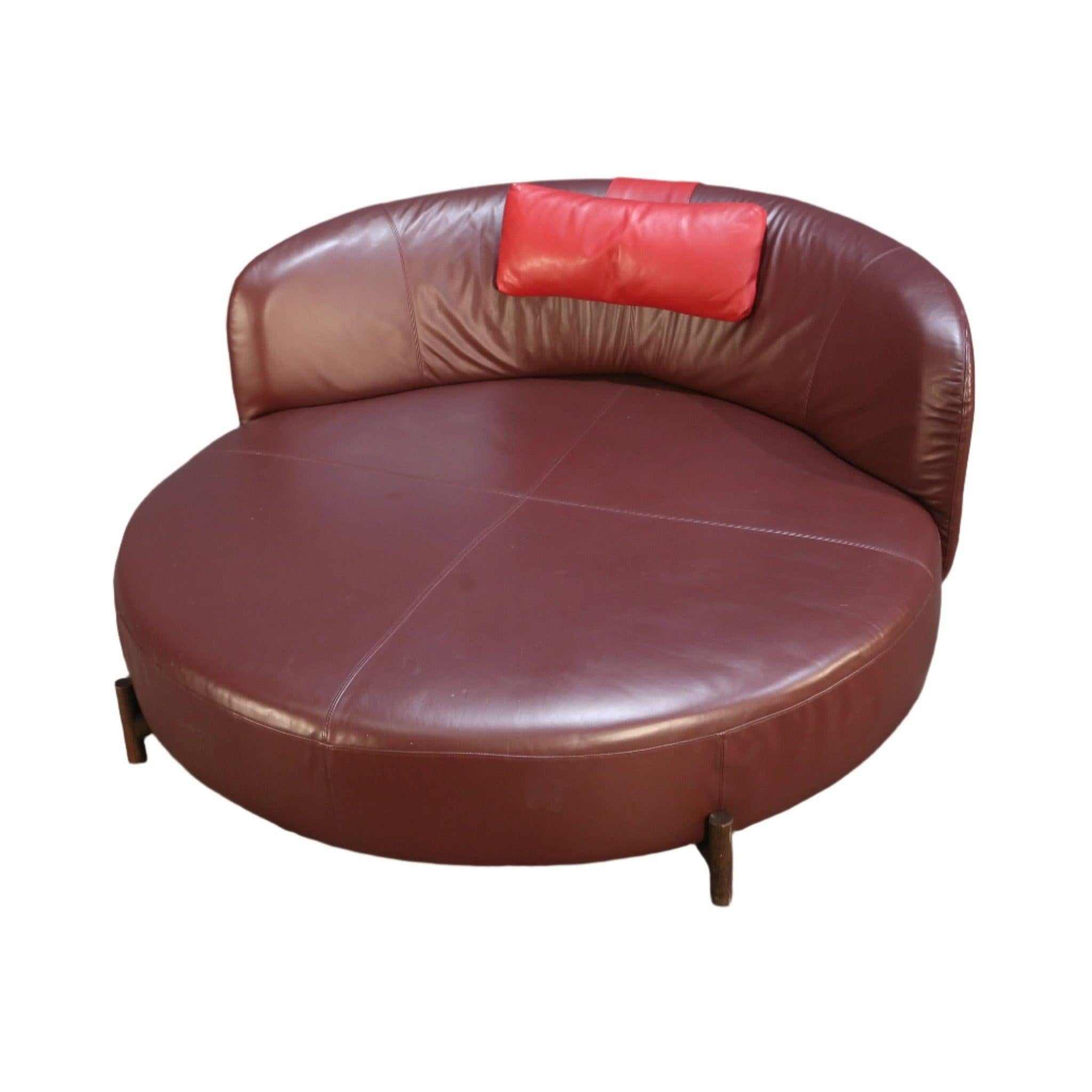 Modern Natuzzi Amalia Round Sofa by Bernhardt & Vella For Sale