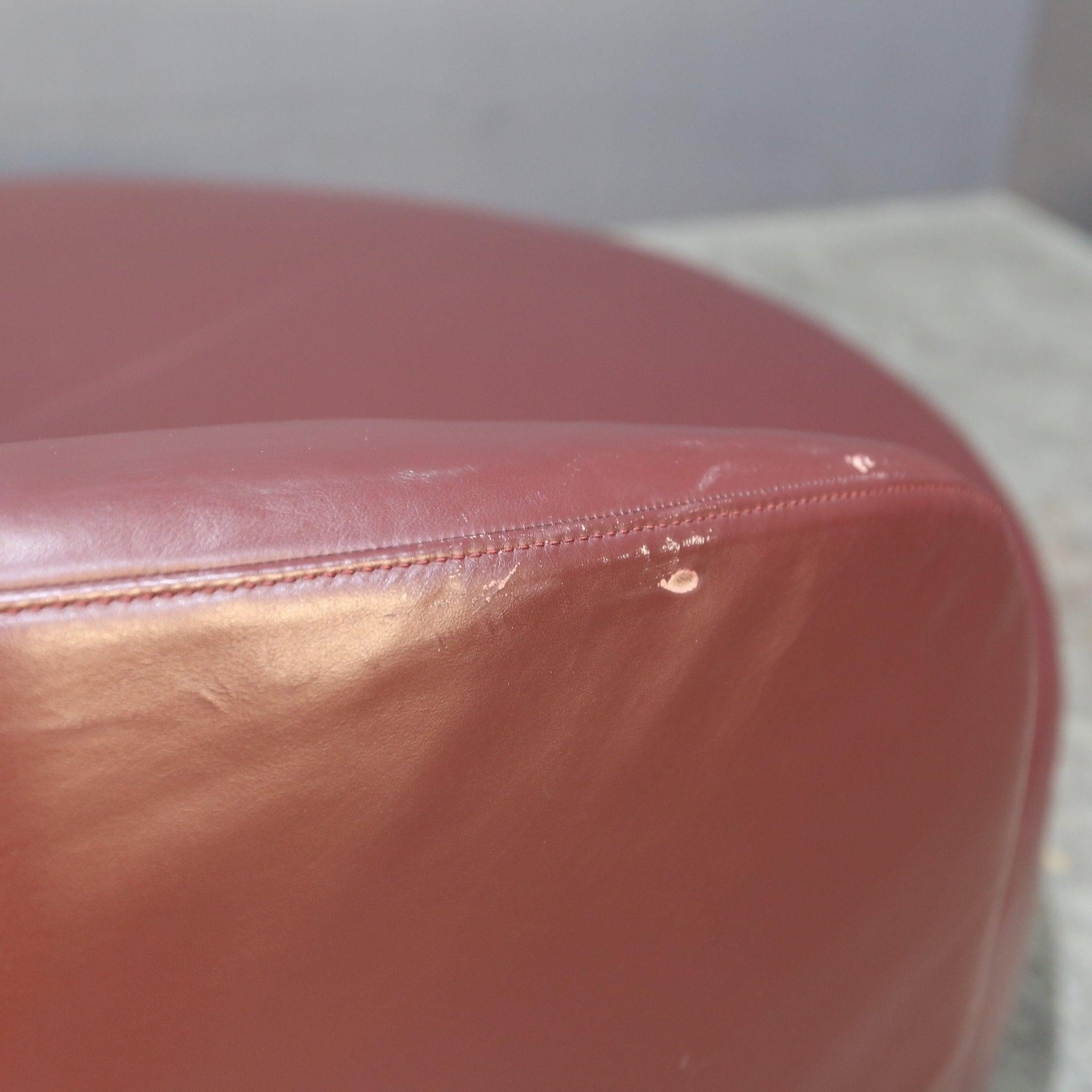 Natuzzi Amalia Round Sofa by Bernhardt & Vella For Sale 1