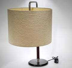 Natuzzi Art Decó Lámpara de sobremesa de acero forrado de cuero, Italia Años 80