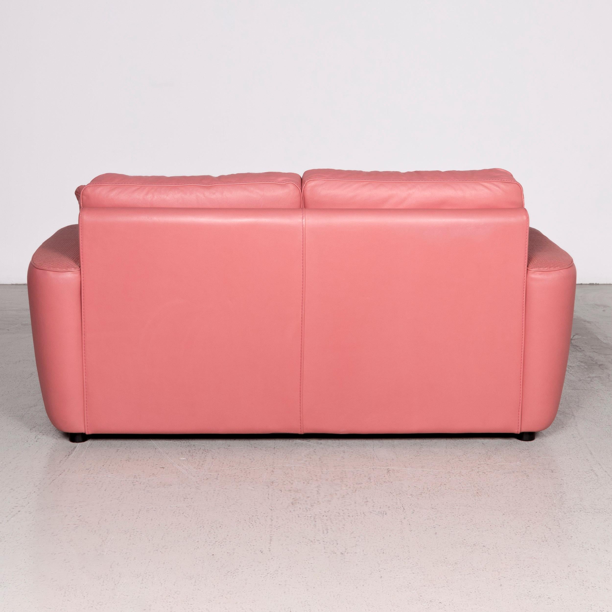 Natuzzi Designer Leather Sofa Red Pink Real Leather Two-Seat Couch In Good Condition In Cologne, DE