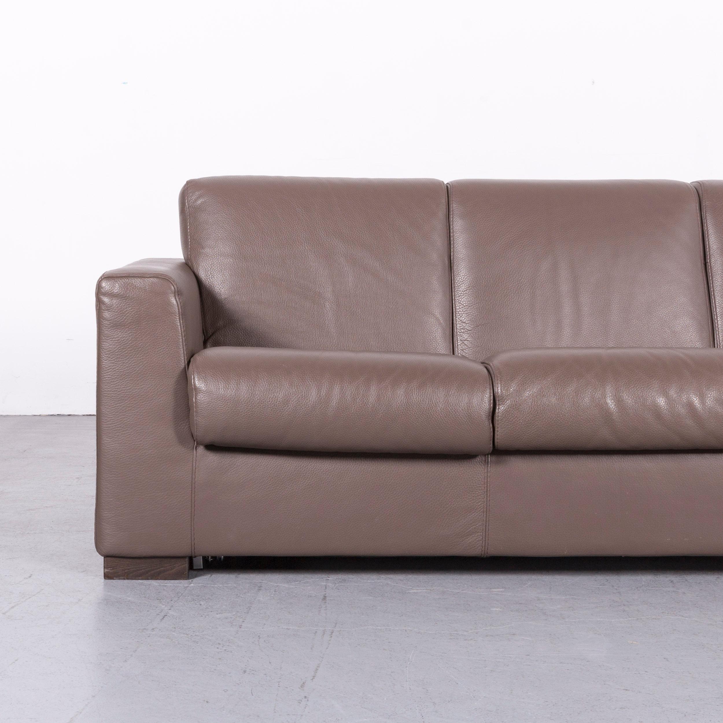 Natuzzi Designer Leather Sofa Three-Seat Couch Brown with Sleep Function In Excellent Condition In Cologne, DE