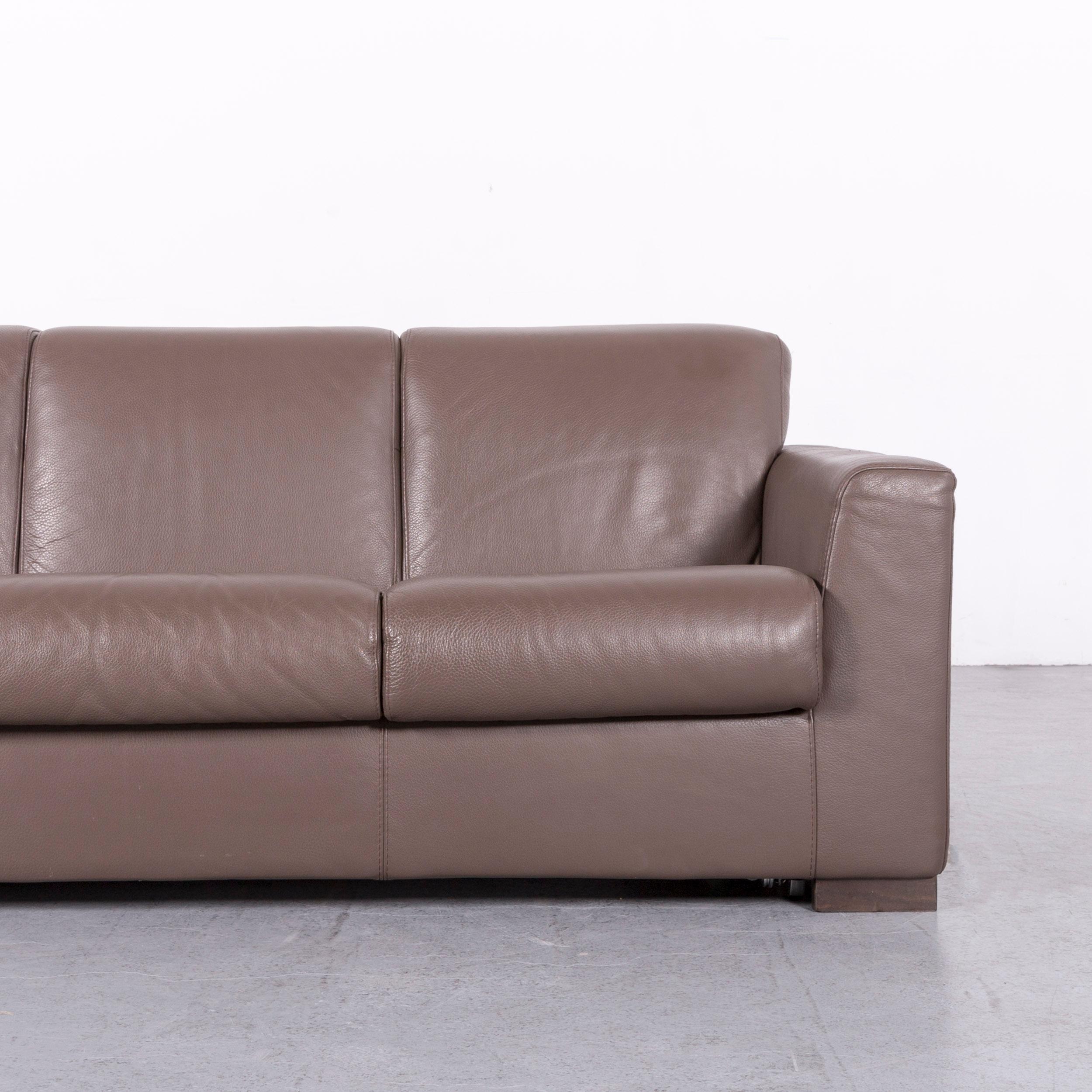 Contemporary Natuzzi Designer Leather Sofa Three-Seat Couch Brown with Sleep Function