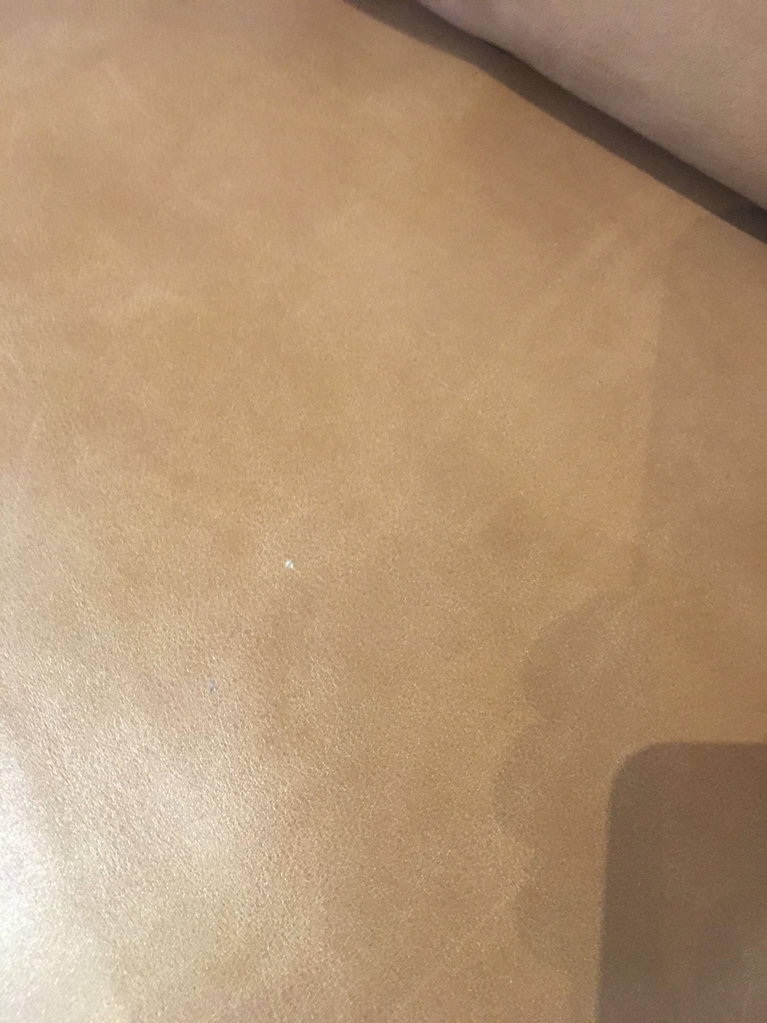 Natuzzi Italia High Grade Leather Gio Couch, circa 2017 7