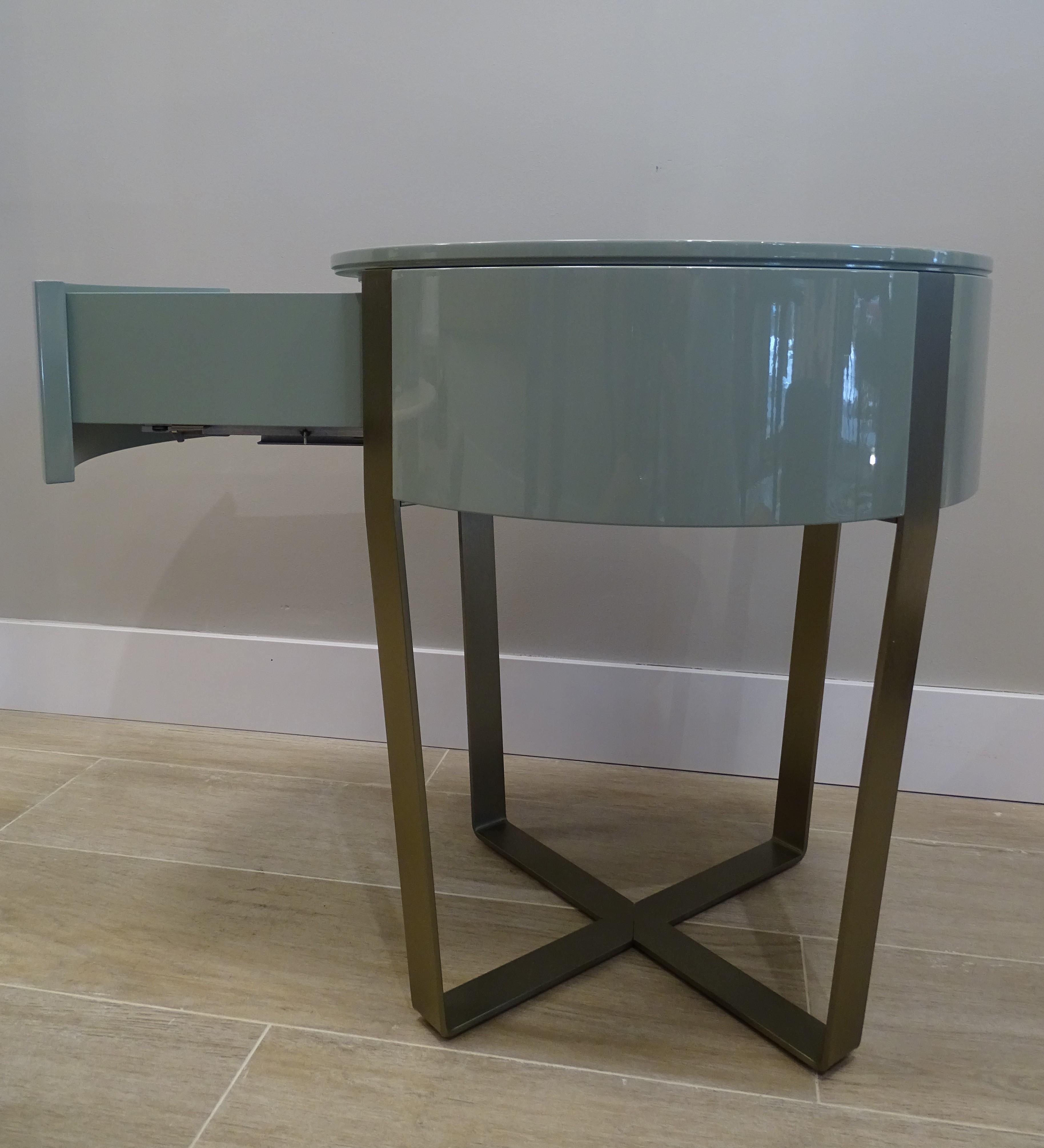 Natuzzi Italian Green Sidetable in Glossy Celadon Colour, One Drawer 5