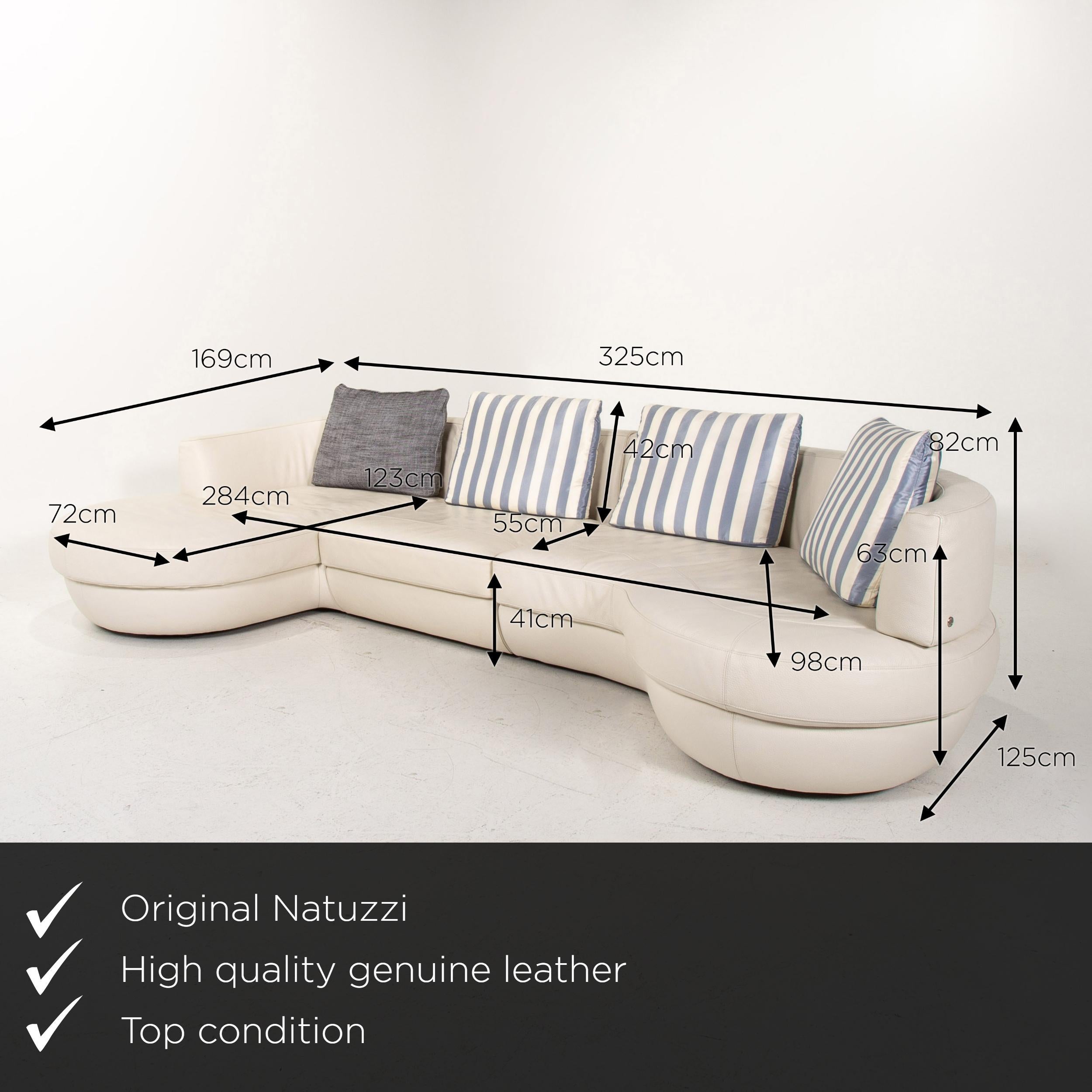 We present to you a Natuzzi leather corner sofa white sofa couch.

 

 Product measurements in centimeters:
 

Depth 169
Width 169
Height 82
Seat height 41
Rest height 63
Seat depth 123
Seat width 284
Back height 42.