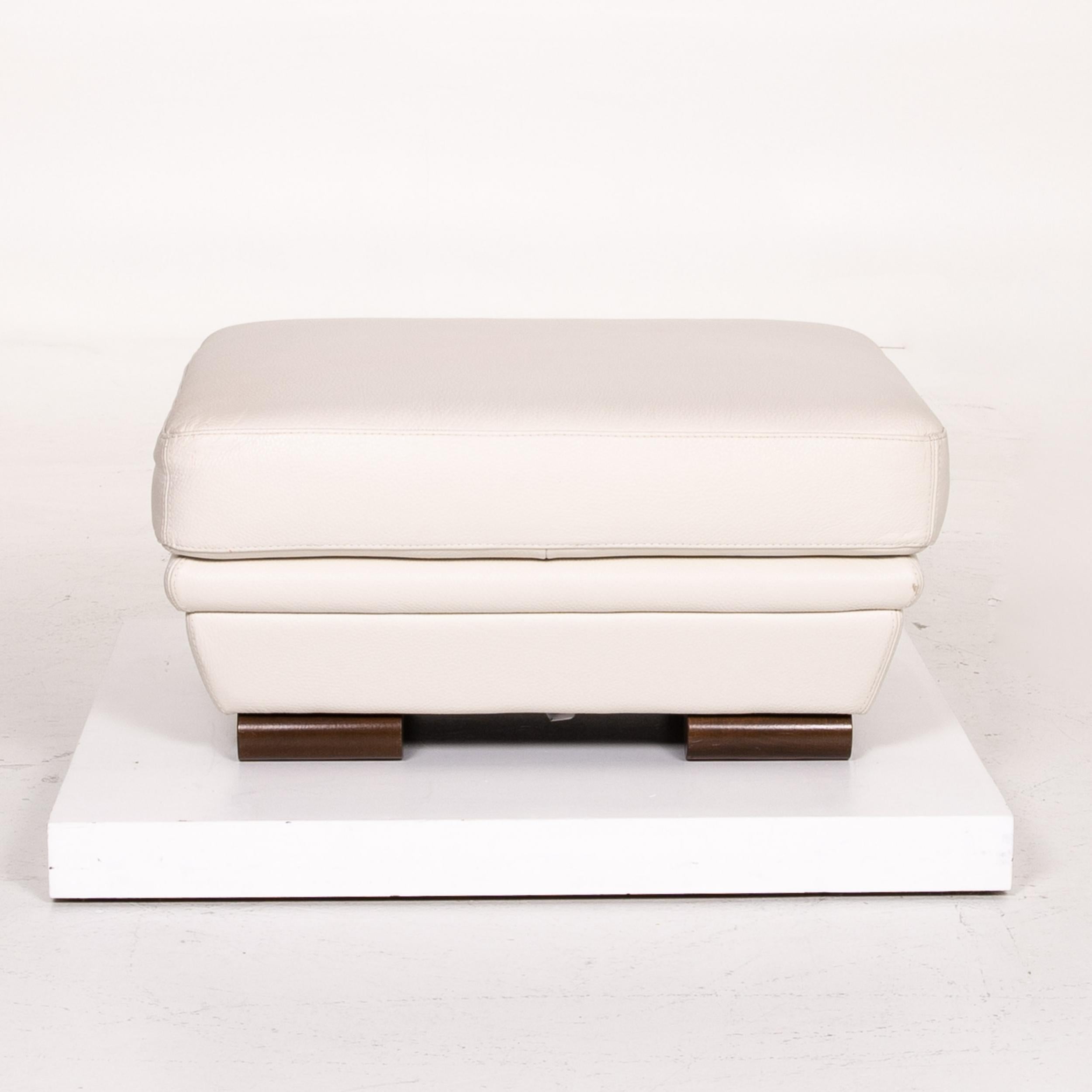 Natuzzi Leather Sofa Set Cream 1 Three-Seat 1 Stool For Sale 1