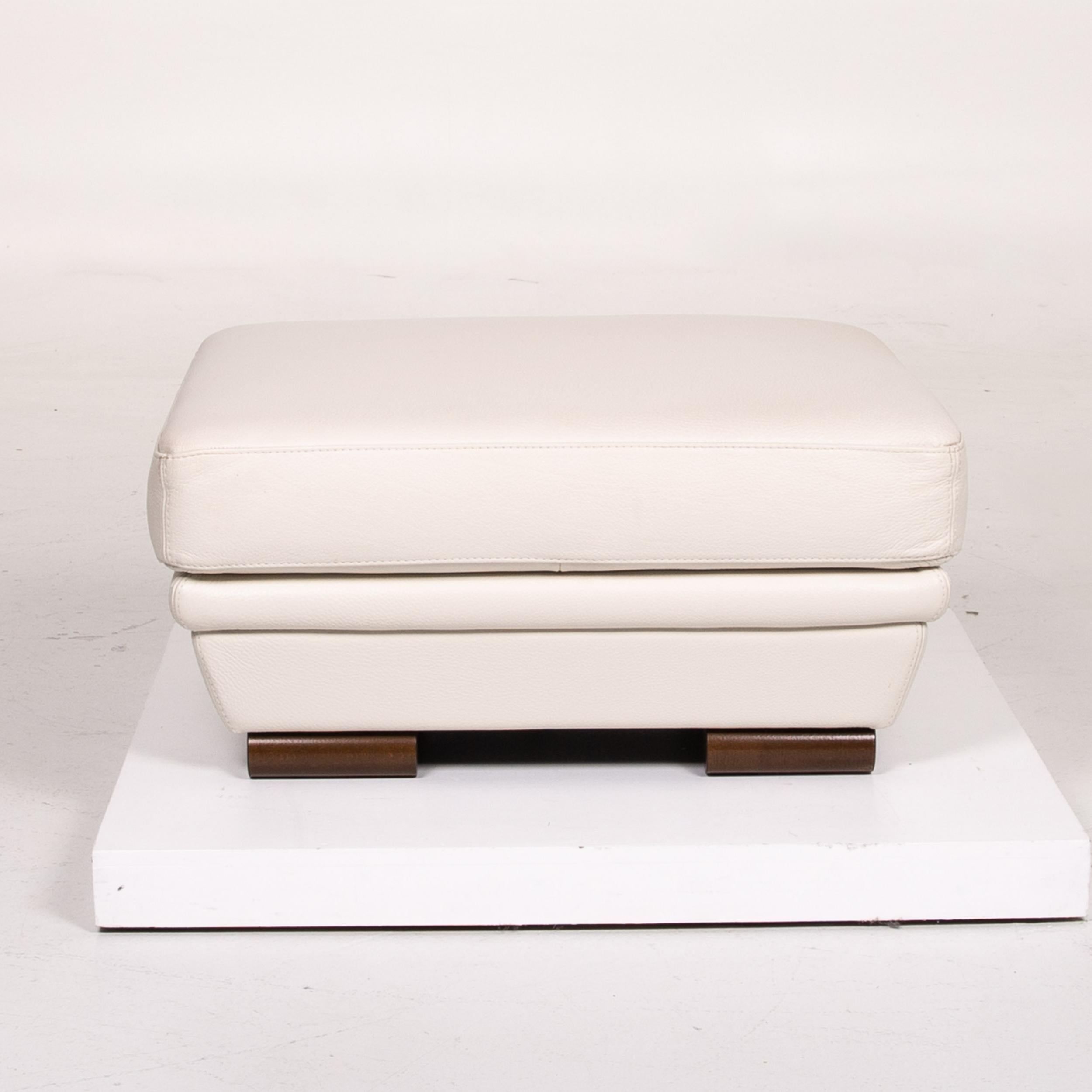 Natuzzi Leather Sofa Set Cream 1 Three-Seat 1 Stool For Sale 7