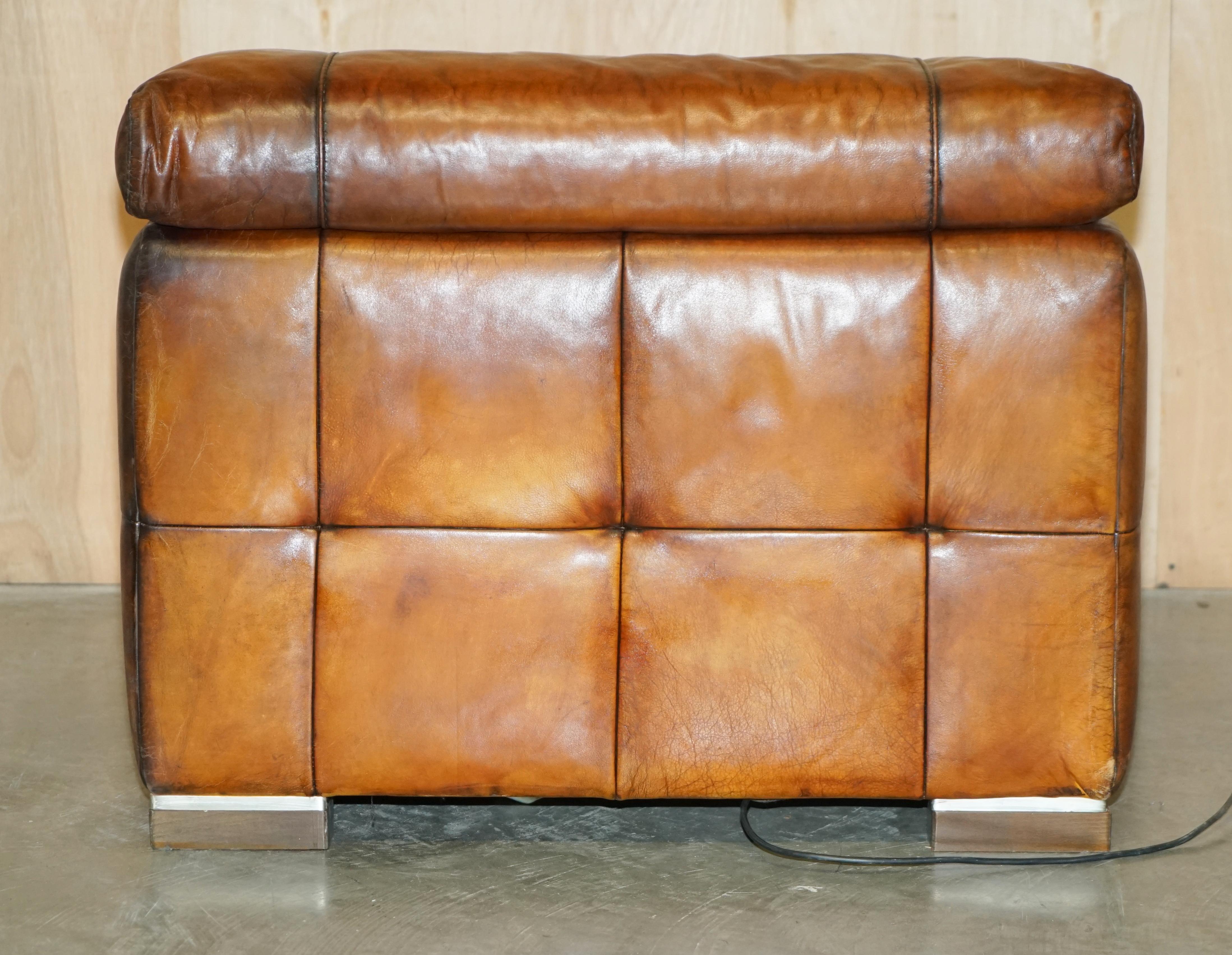 Natuzzi Roma Cigar Brown Leather Armchair Electric Raising Headrest Part of Set For Sale 9