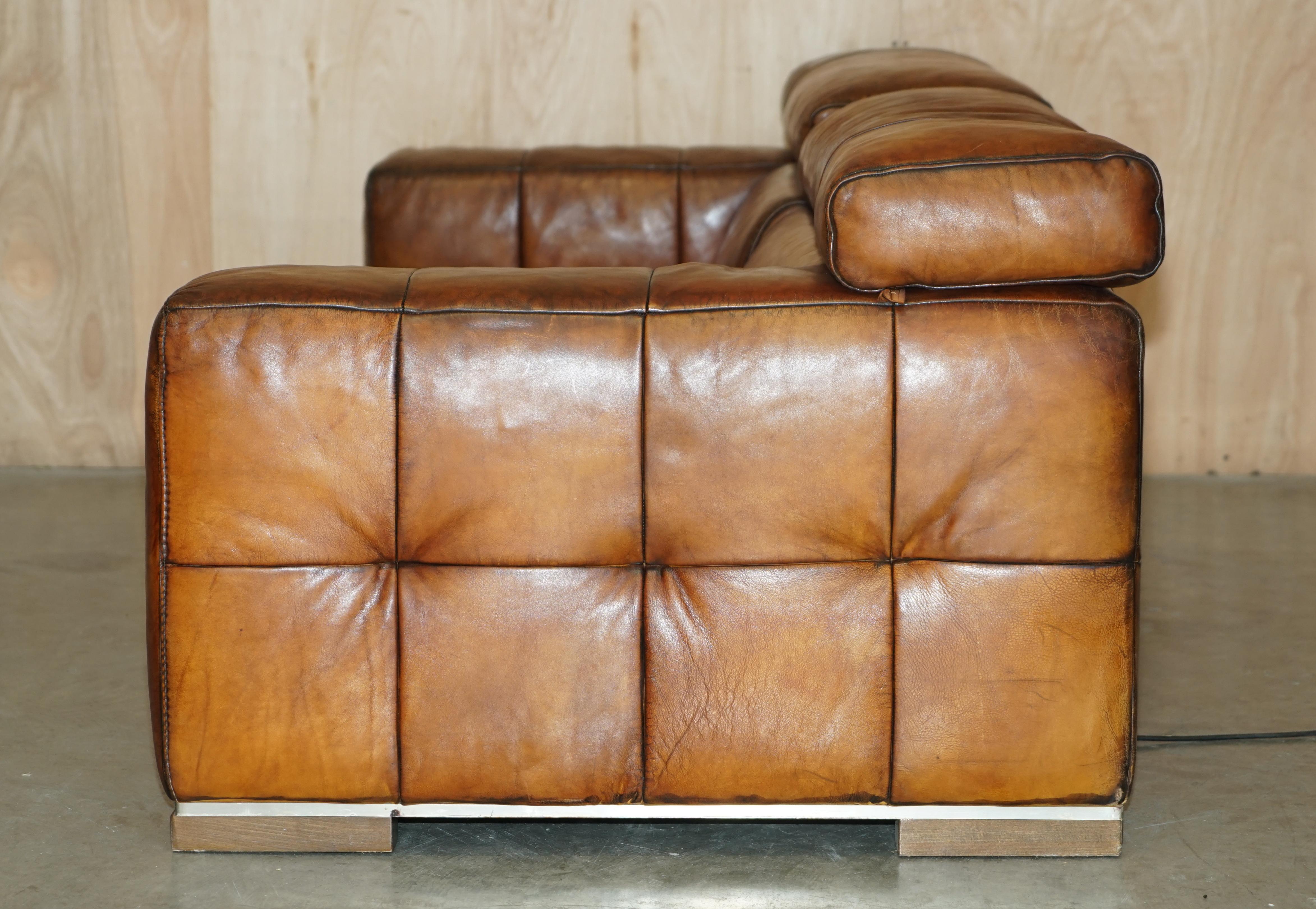 Natuzzi Roma Cigar Brown Leather Sofa Electric Raising Headrest Part of a Suite For Sale 6