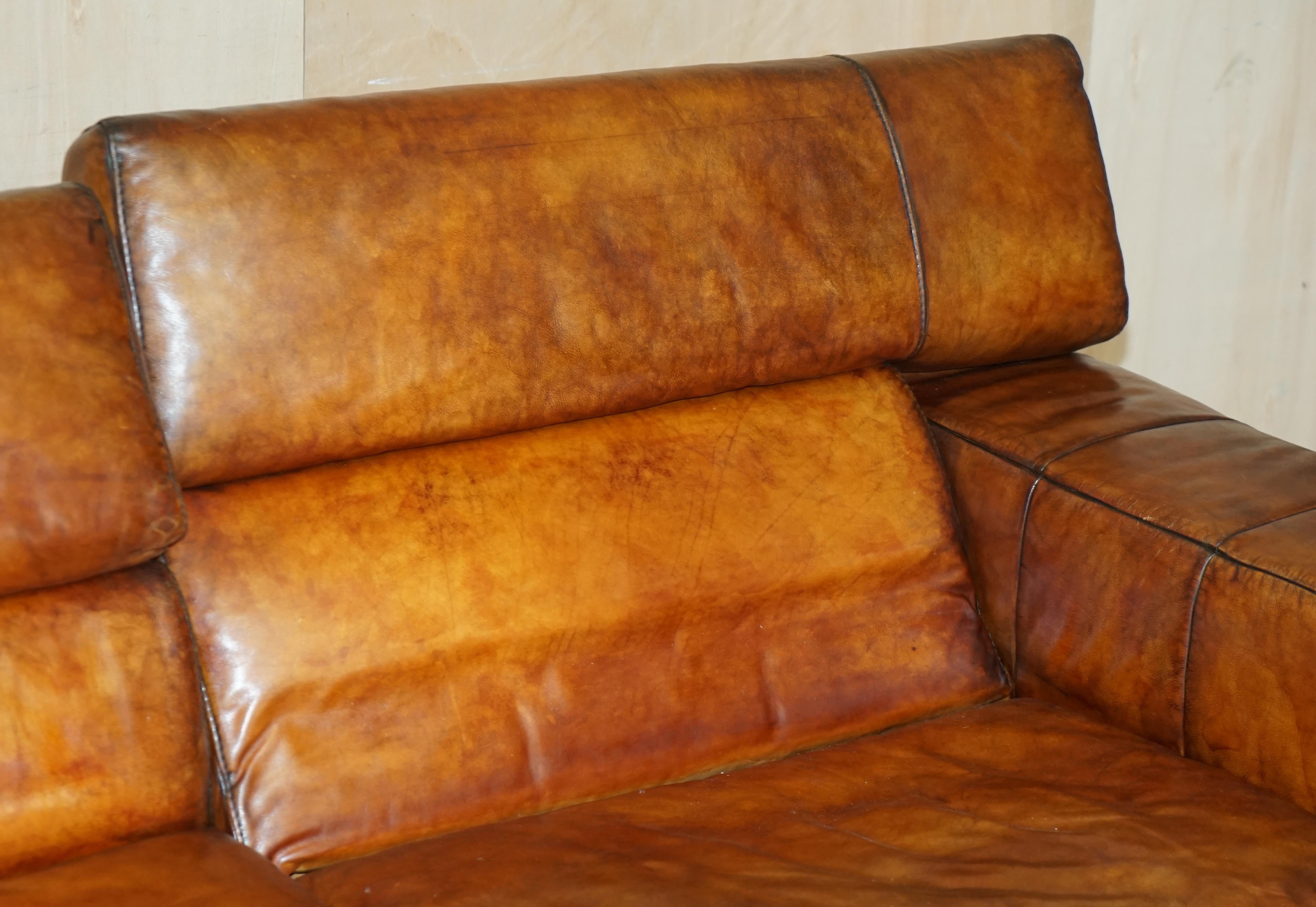 Natuzzi Roma Cigar Brown Leather Sofa Electric Raising Headrest Part of a Suite For Sale 10