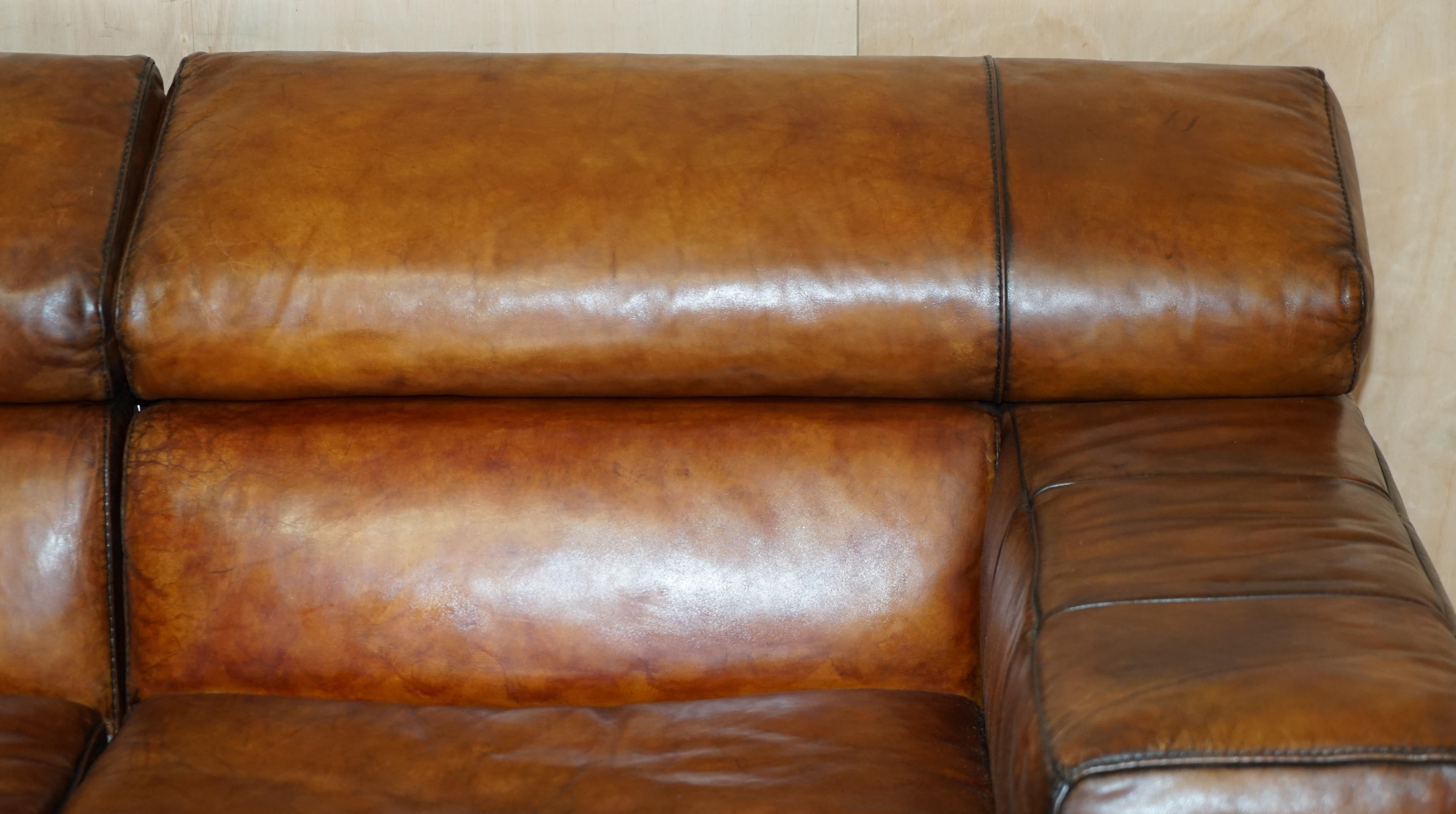 Natuzzi Roma Hand Dyed Cigar Brown Leather Sofa Raising Headrest Part of a Suite For Sale 2