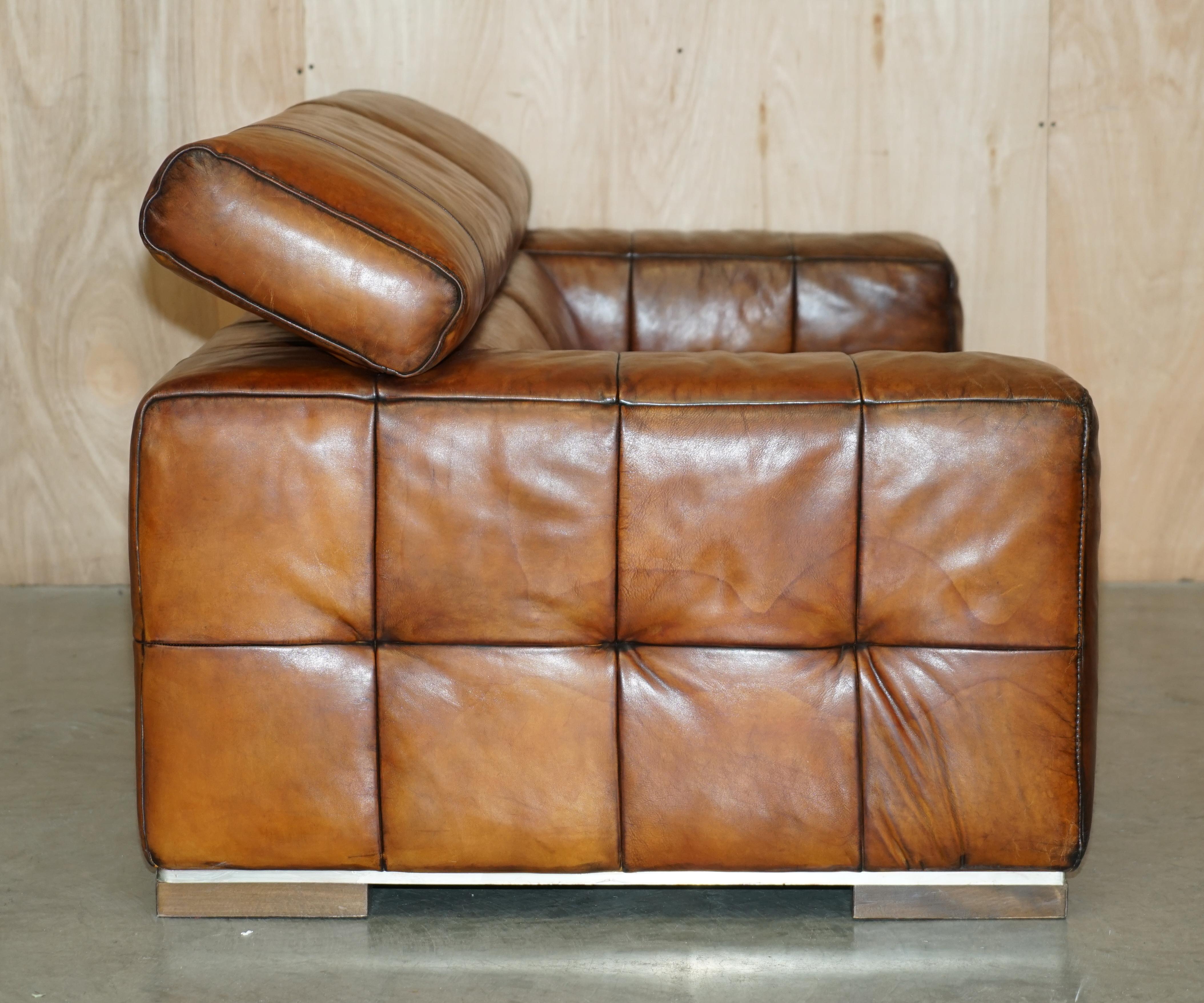 Natuzzi Roma Hand Dyed Cigar Brown Leather Sofa Raising Headrest Part of a Suite For Sale 7
