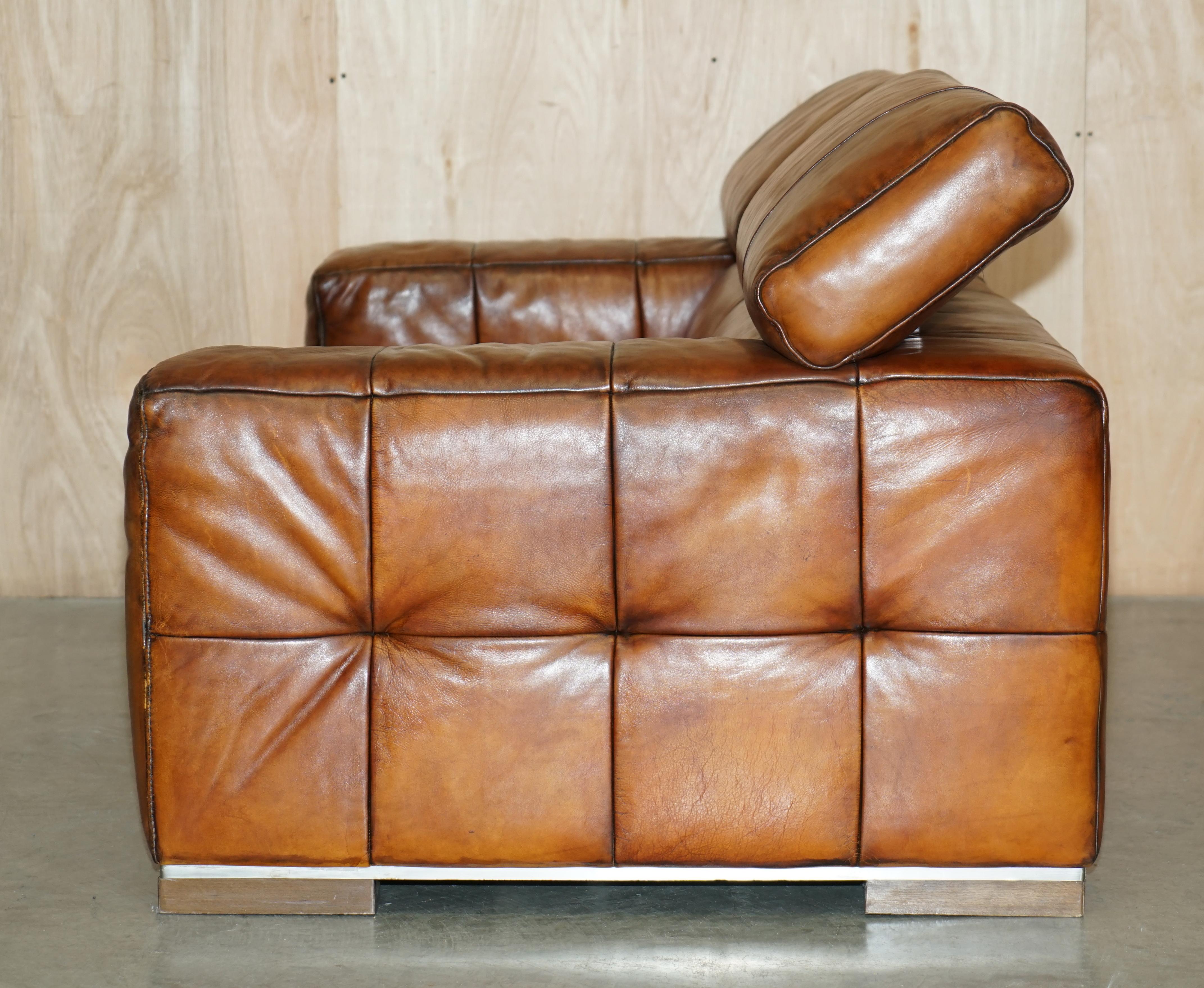 Natuzzi Roma Hand Dyed Cigar Brown Leather Sofa Raising Headrest Part of a Suite For Sale 9