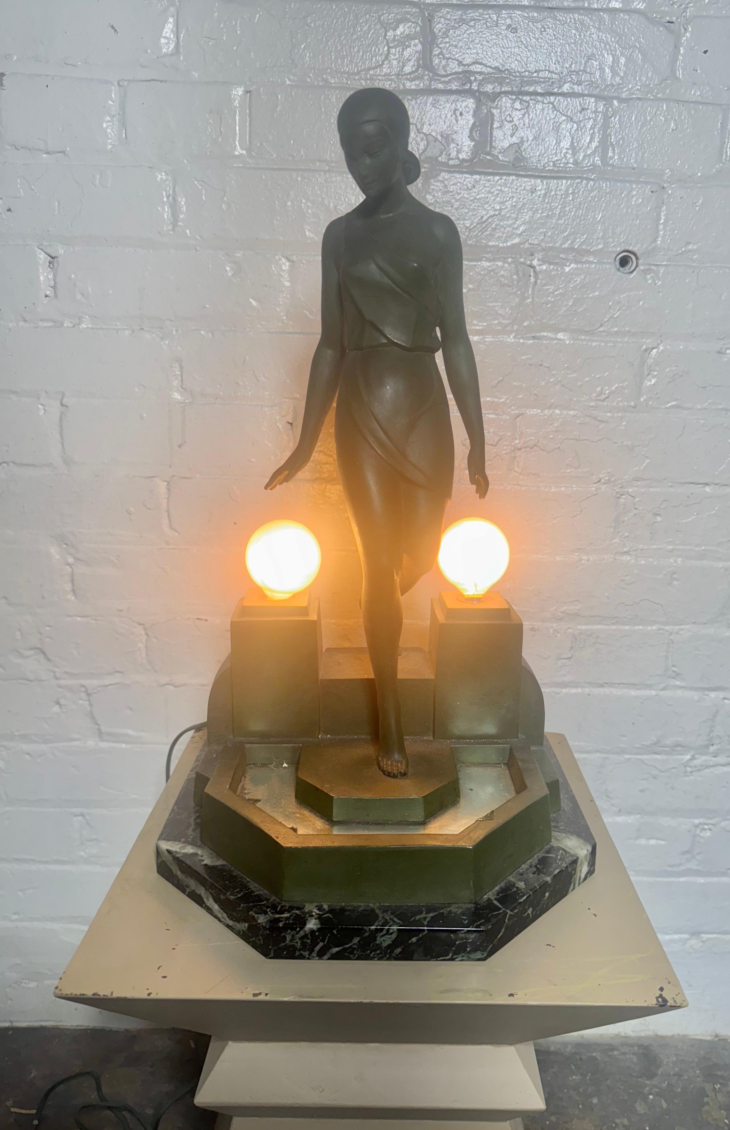French Nausicaa Art Deco Lamp Lady at a Fountain by Fayral for Max Le Verrier For Sale