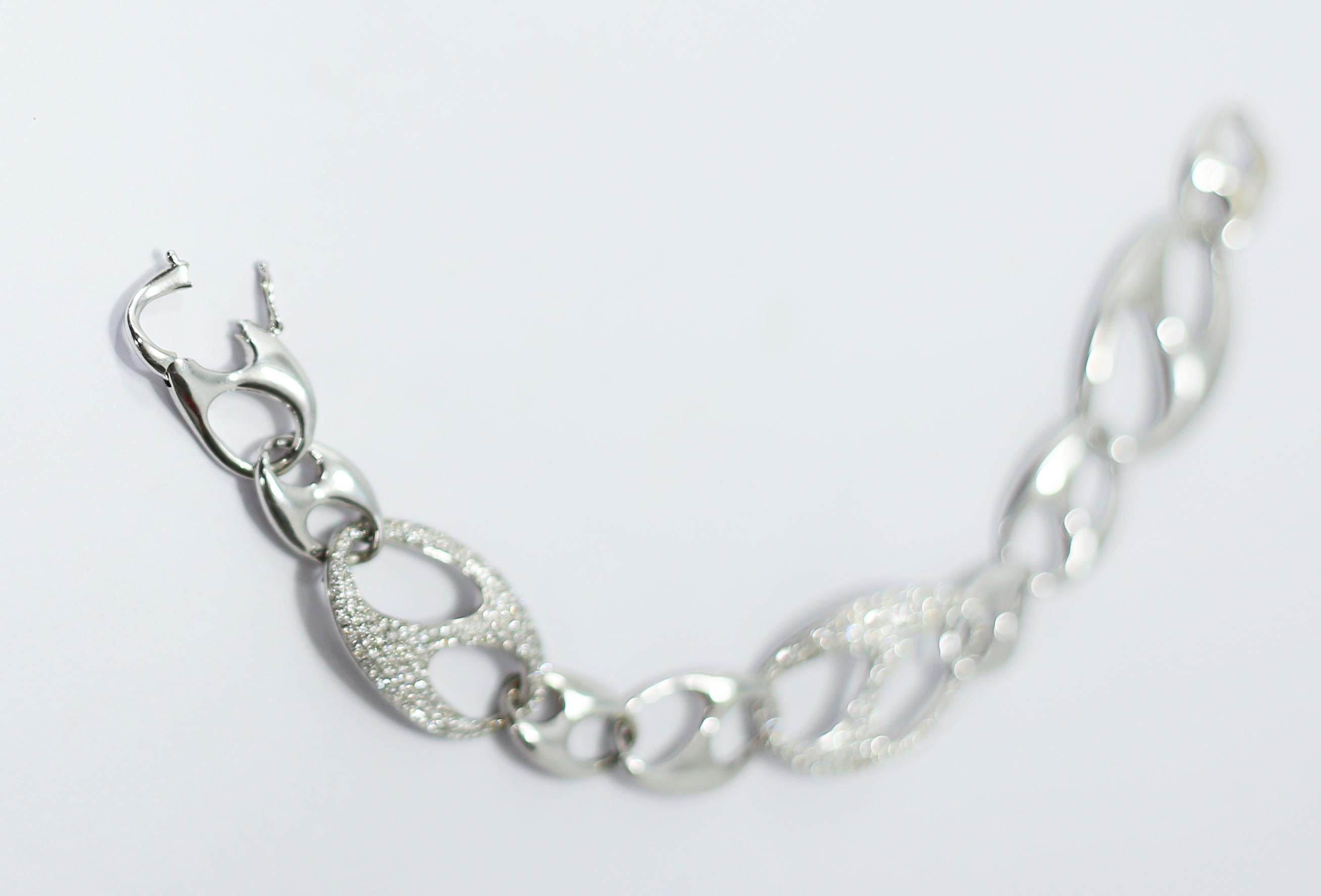 Brilliant Cut Nautical Anchor Link Bracelet 18k White Gold and 1.5 Carat of White Diamonds For Sale