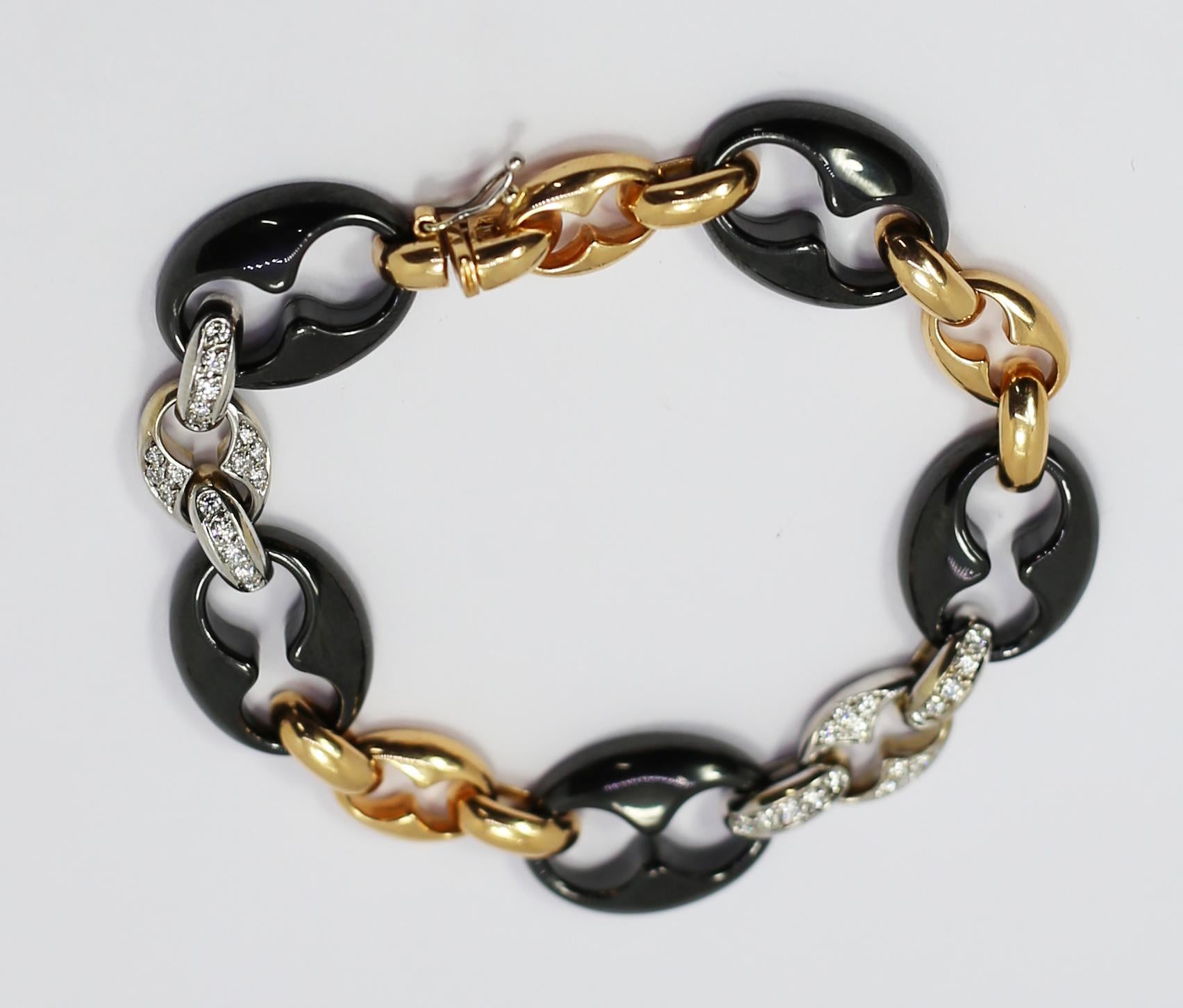 Contemporain Bracelet à maillons ancre nautique en or jaune 18 carats, porcelaine noire et diamants blancs en vente