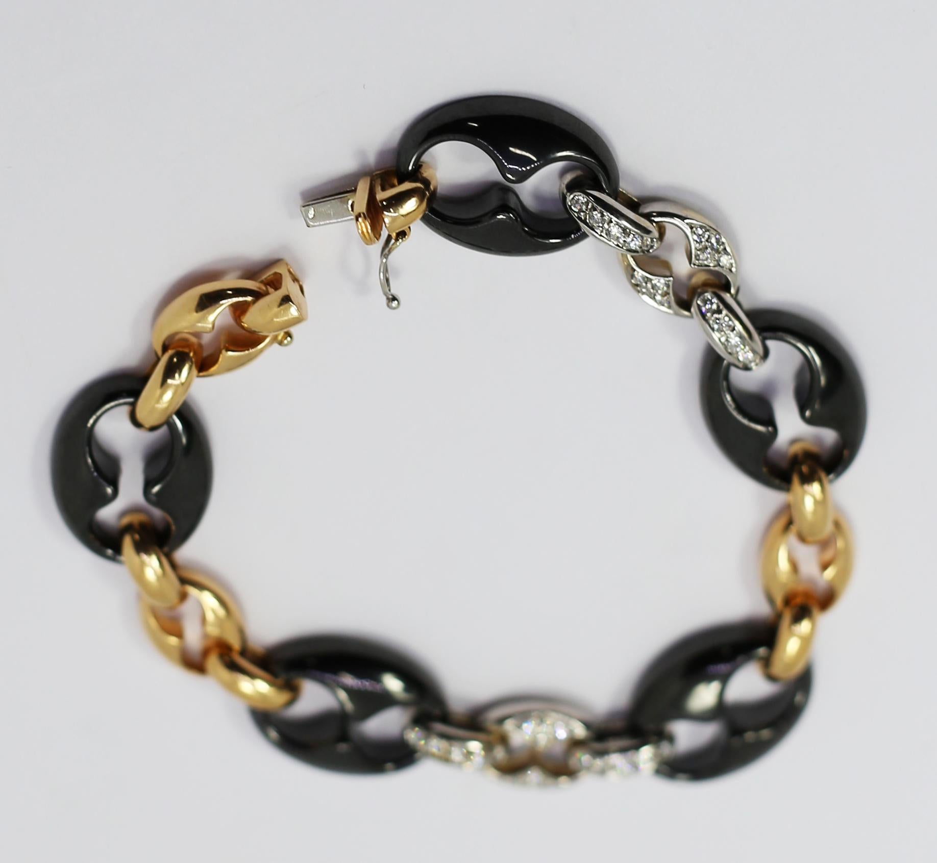 Taille brillant Bracelet à maillons ancre nautique en or jaune 18 carats, porcelaine noire et diamants blancs en vente