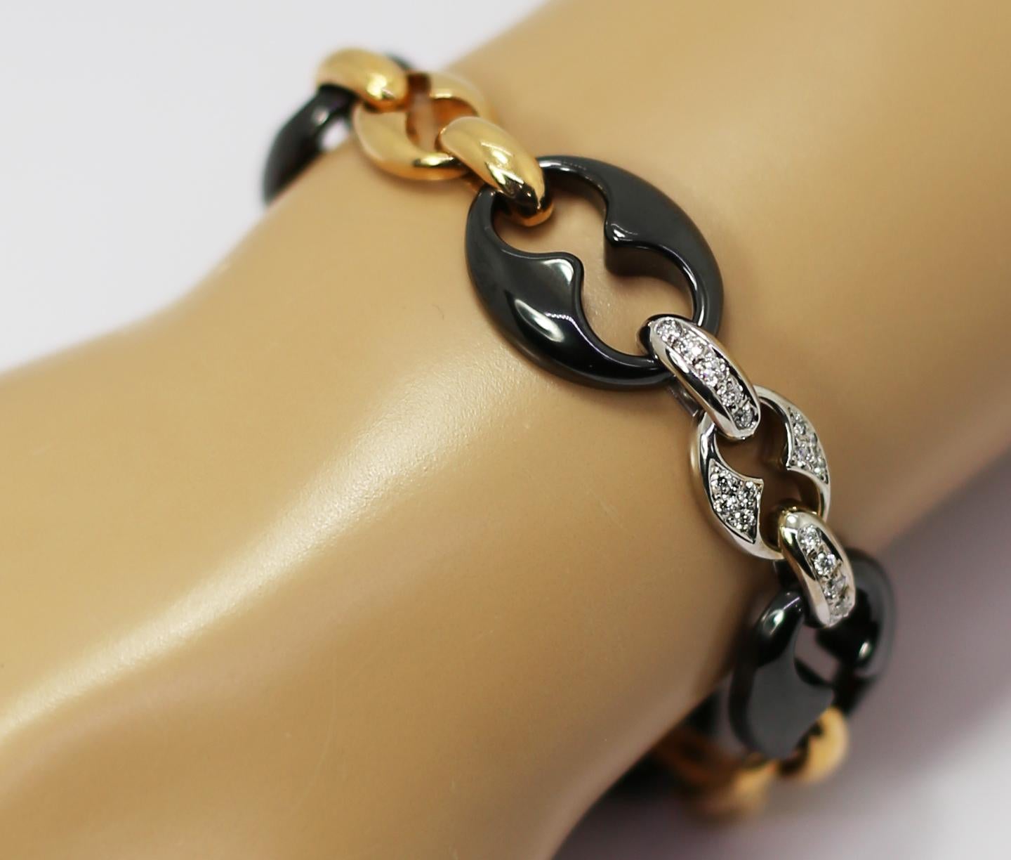 Bracelet à maillons ancre nautique en or jaune 18 carats, porcelaine noire et diamants blancs Pour femmes en vente