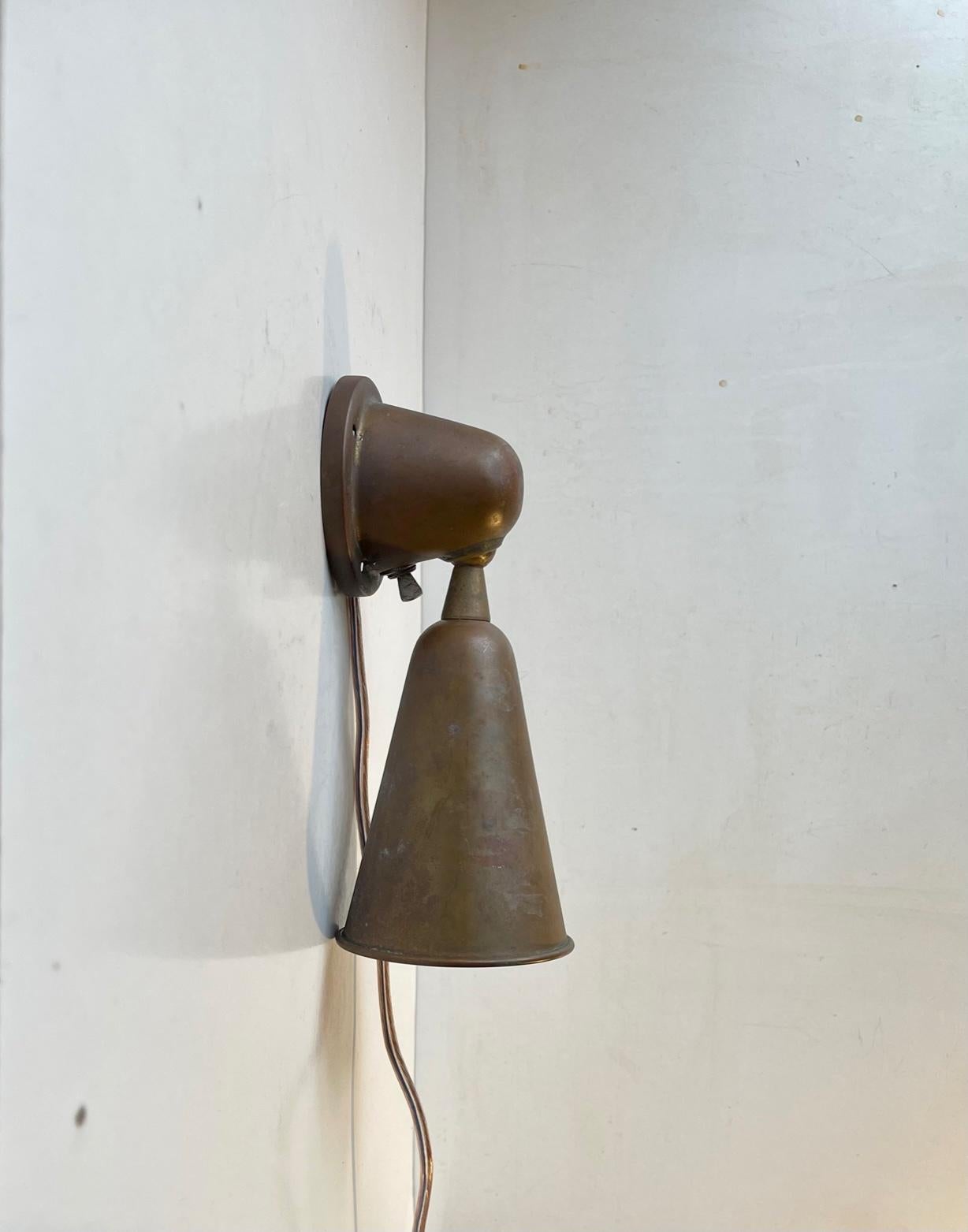 Mid-20th Century Nautical Bauhaus Era Wall Sconce in Patinated Copper, 1930s For Sale