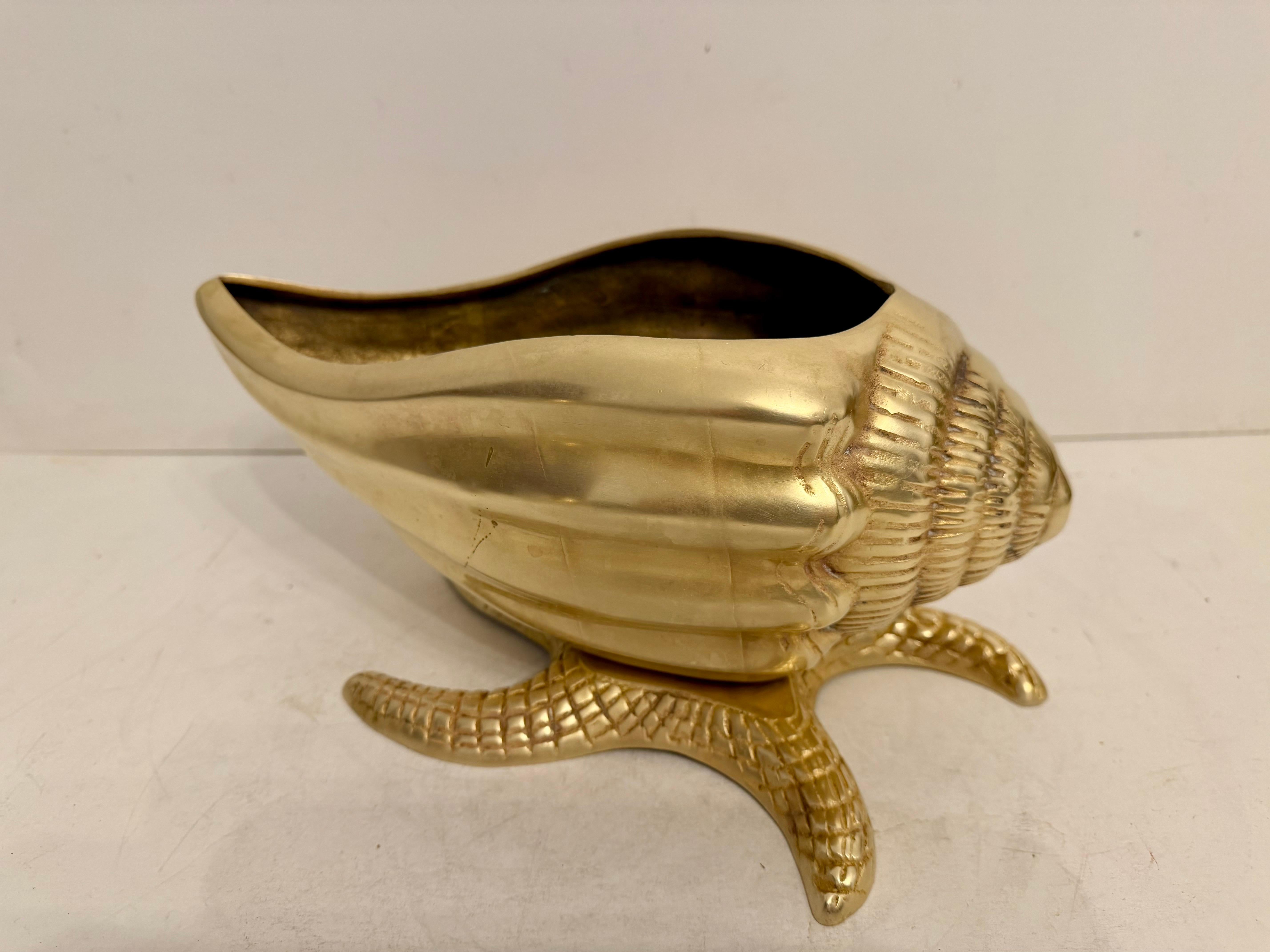 Nautical Brass Sea Shell on Starfish Base Planter en vente 2
