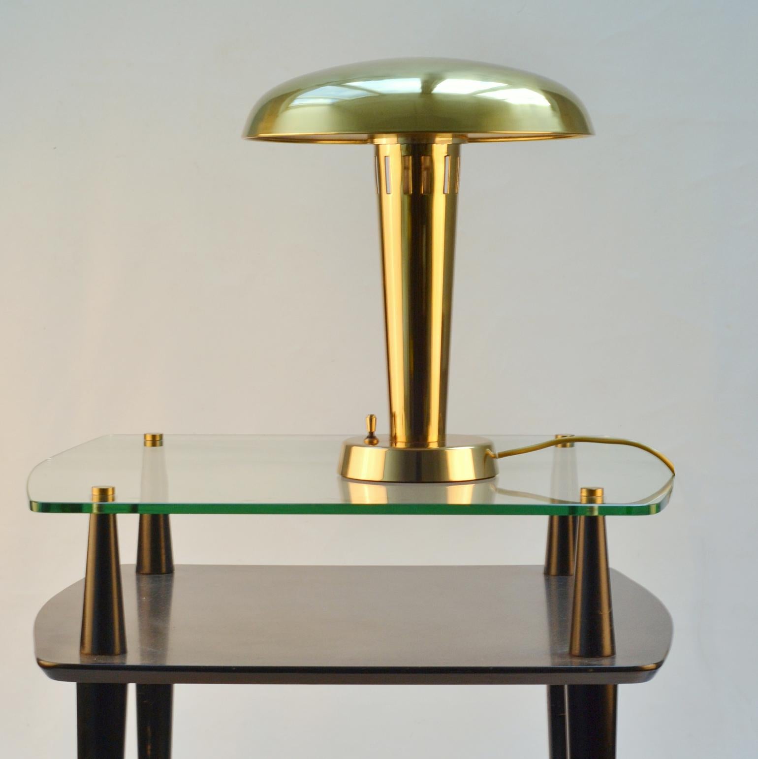 Nautical Brass Table Lamp In Excellent Condition In London, GB