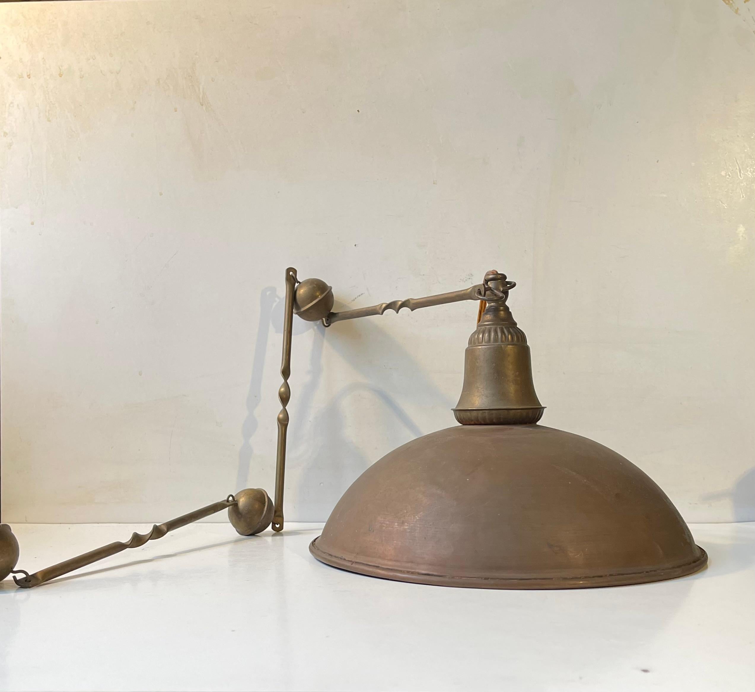 Bauhaus Lampe suspendue à chaîne nautique en laiton et cuivre, années 1930 en vente