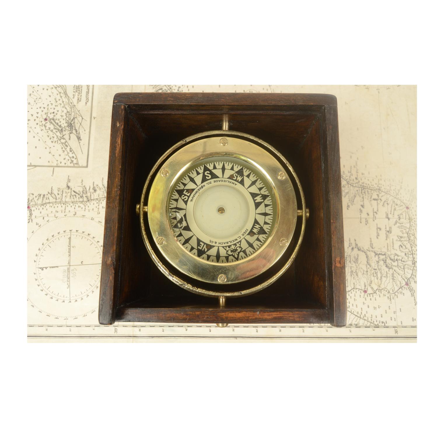 19th Century Nautical Compass in Its Original Oak Box Signed Iver C. Weilbach & C. Copenhagen